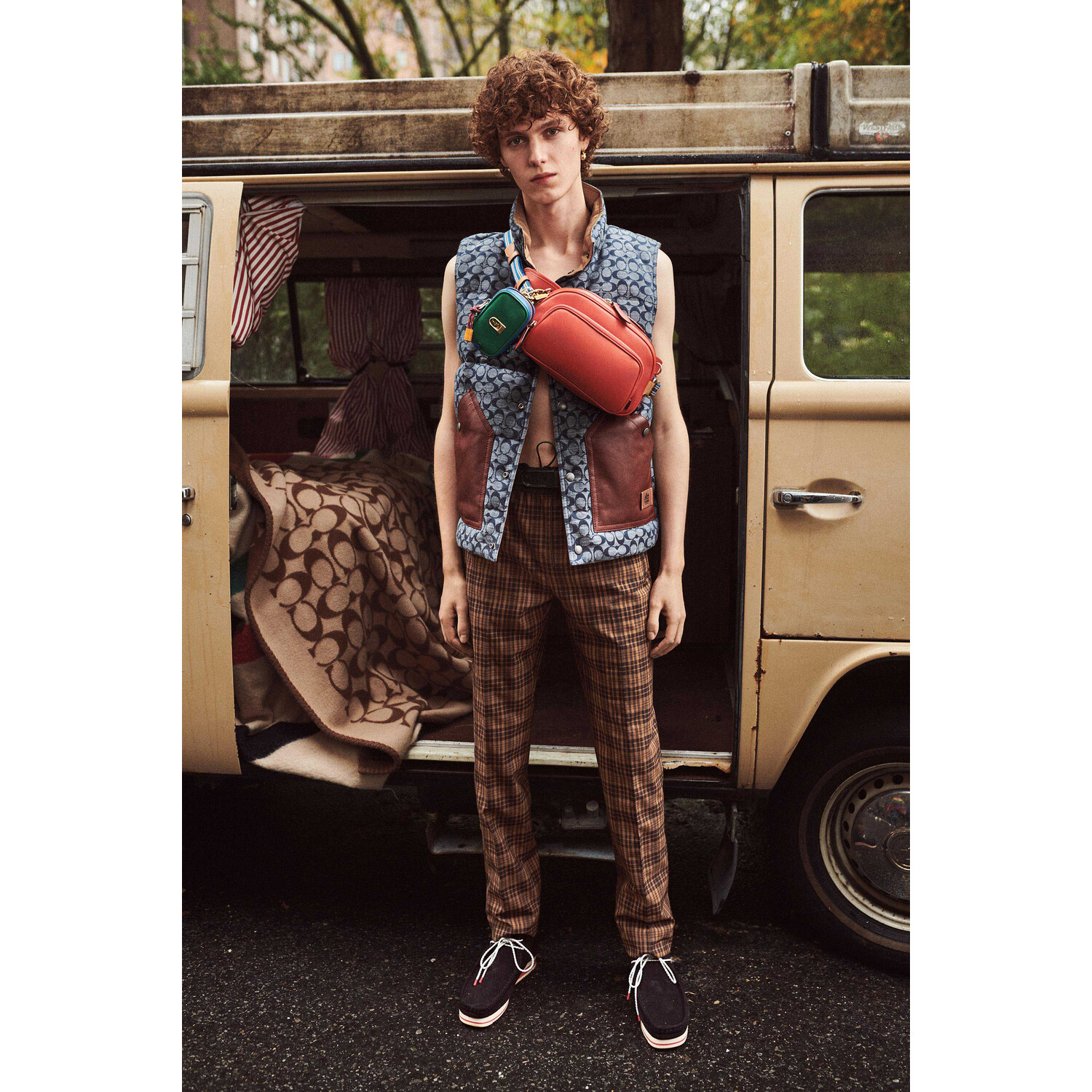 Фото Coach Pre-Fall 2020 Collection / Коллекция Coach осень 2020