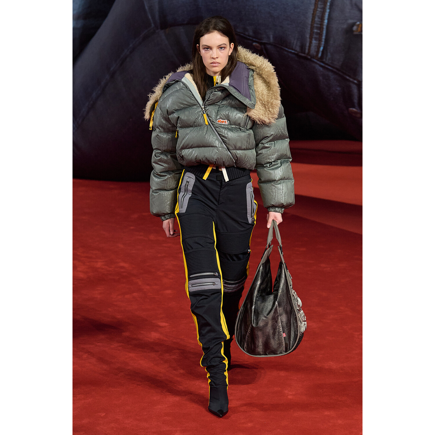 Фото Diesel Fall 2022 Collection / Diesel осень-зима 2022