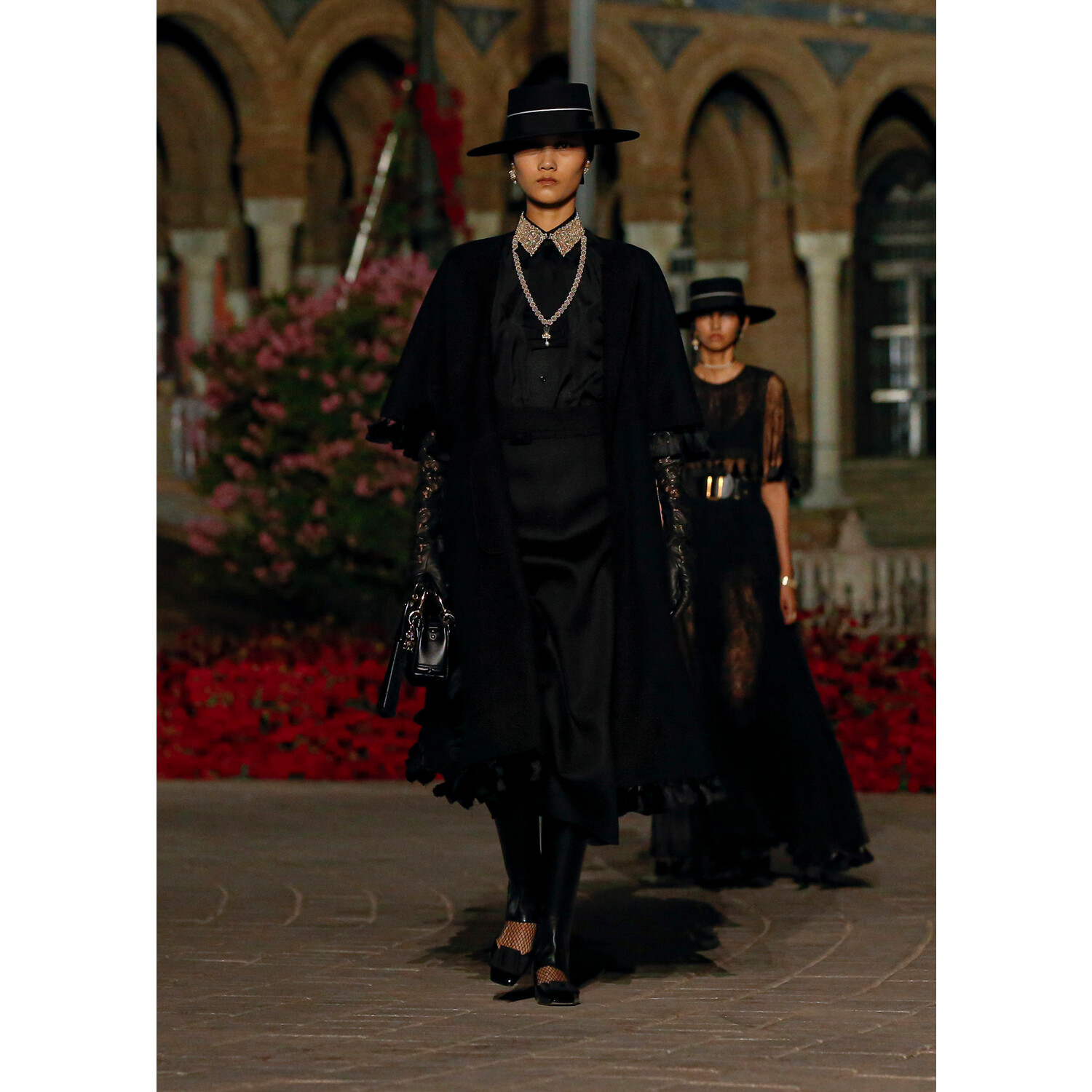 Фото Dior Cruise 2023 / Dior круизная коллекция 2023