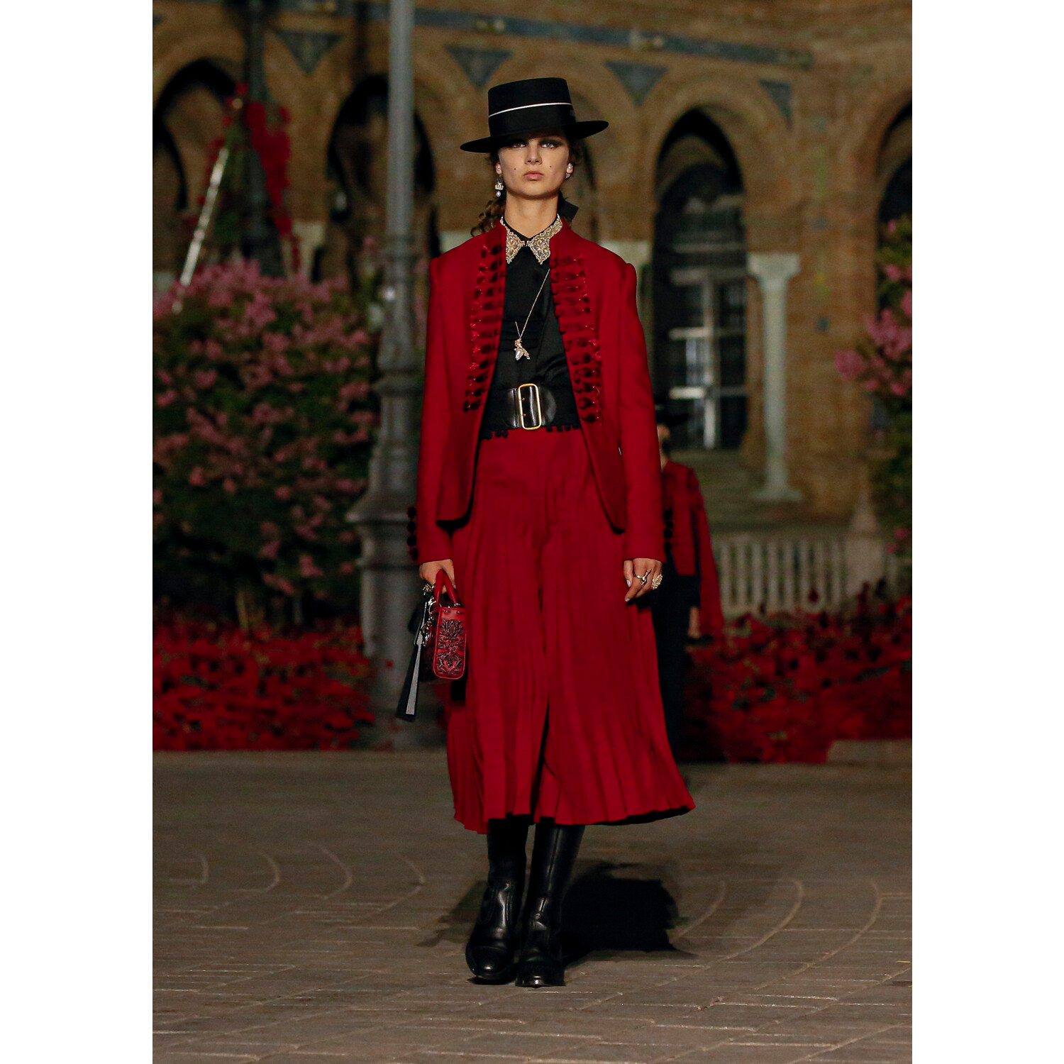 Фото Dior Cruise 2023 / Dior круизная коллекция 2023