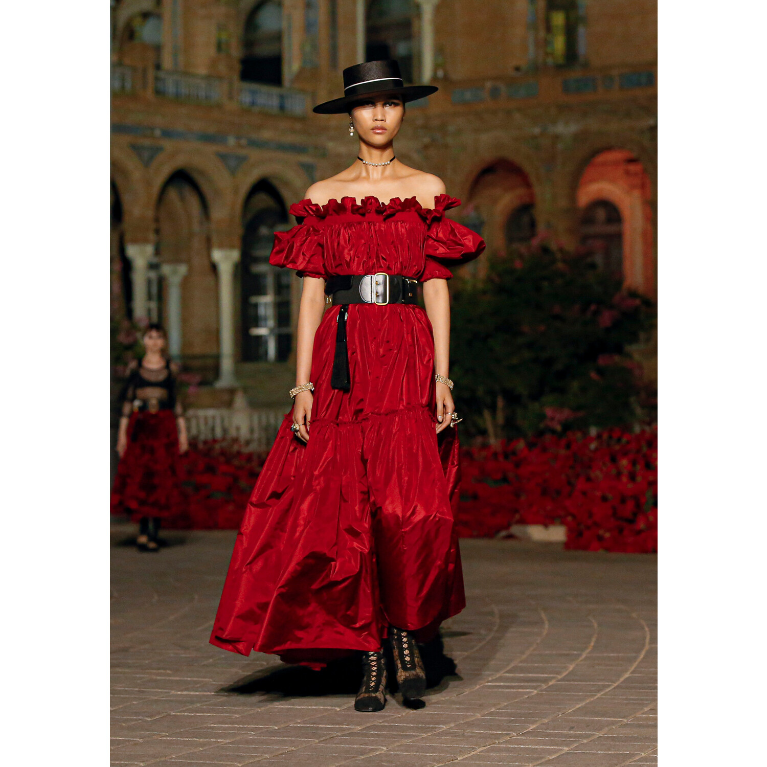 Фото Dior Cruise 2023 / Dior круизная коллекция 2023