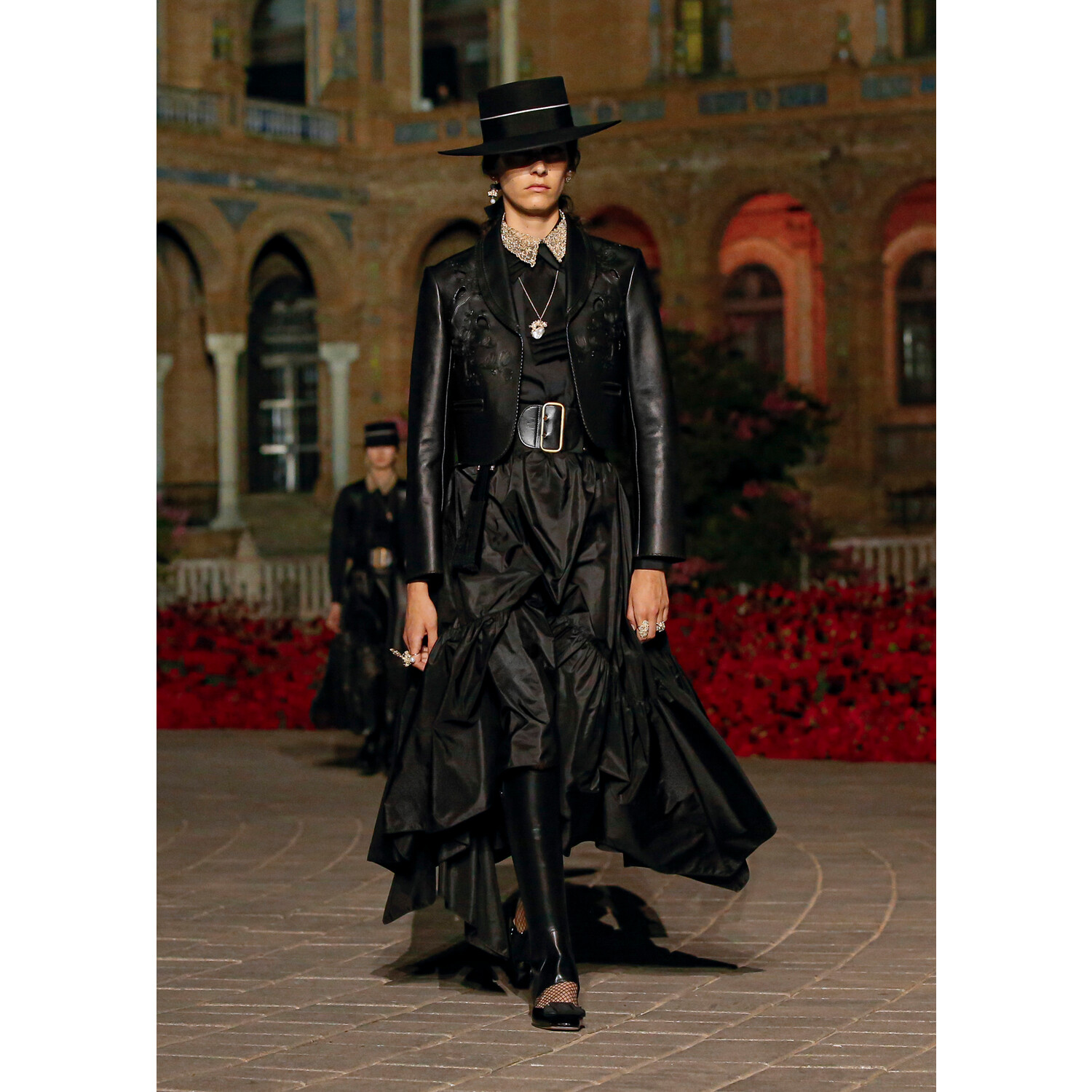 Фото Dior Cruise 2023 / Dior круизная коллекция 2023