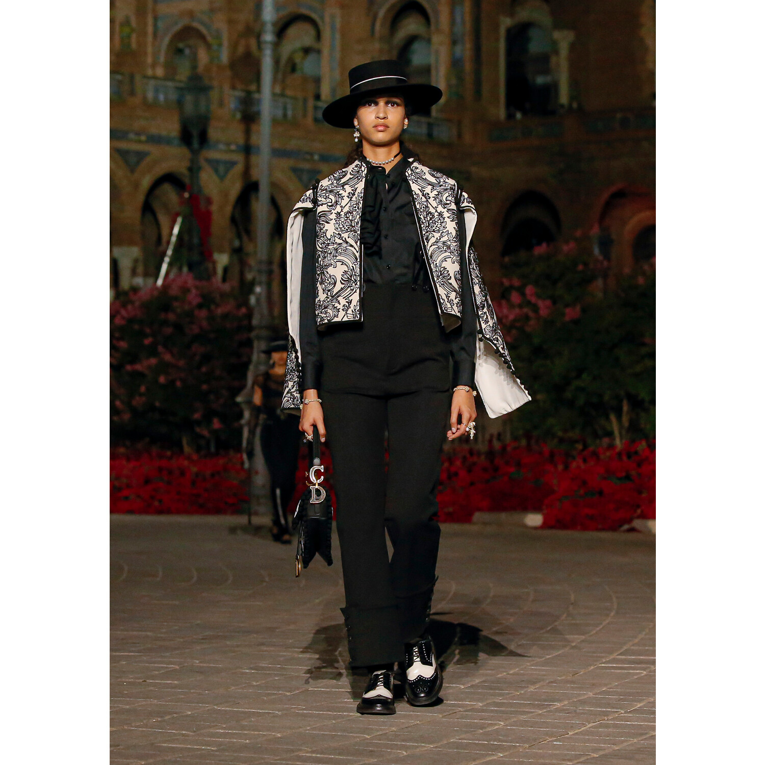 Фото Dior Cruise 2023 / Dior круизная коллекция 2023