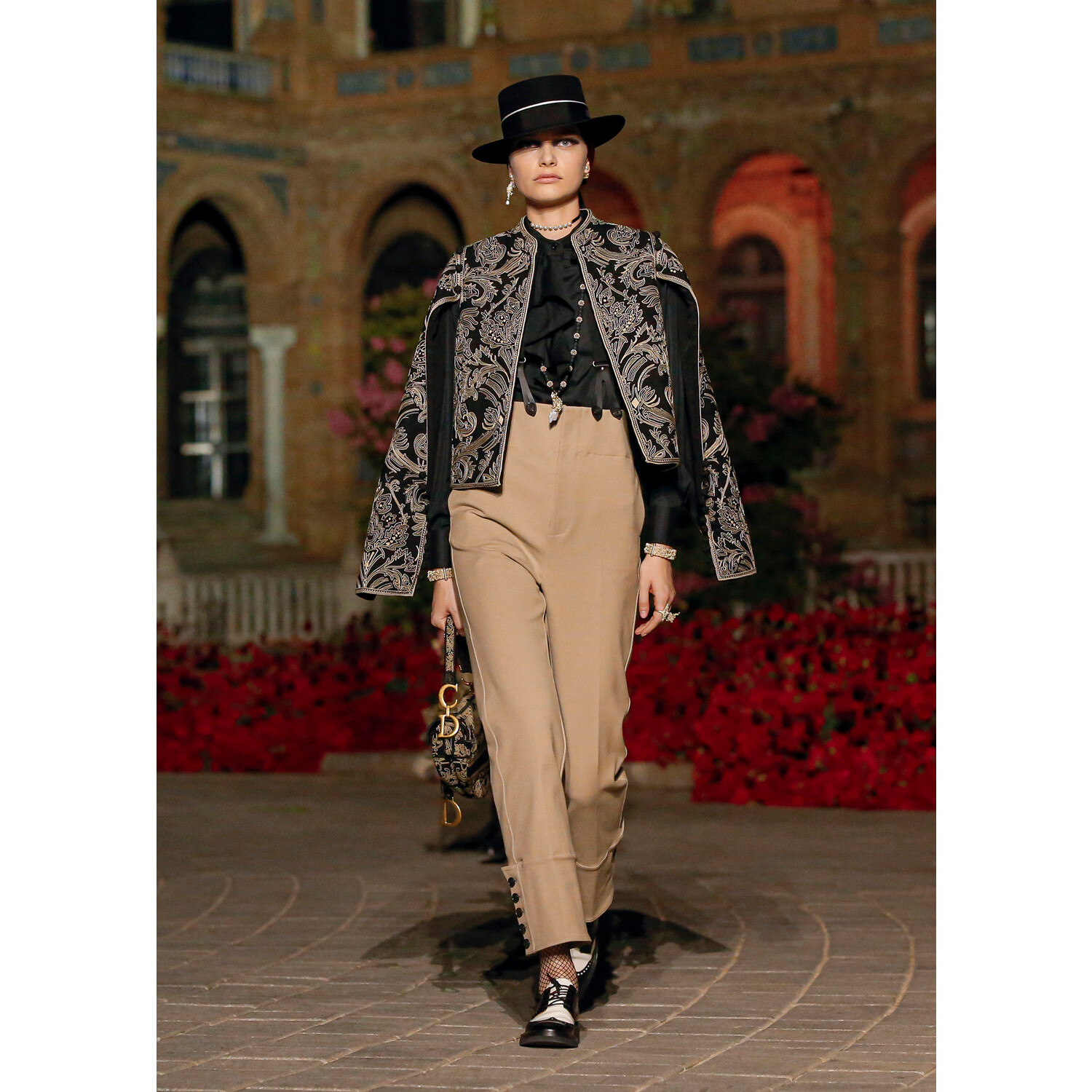 Фото Dior Cruise 2023 / Dior круизная коллекция 2023