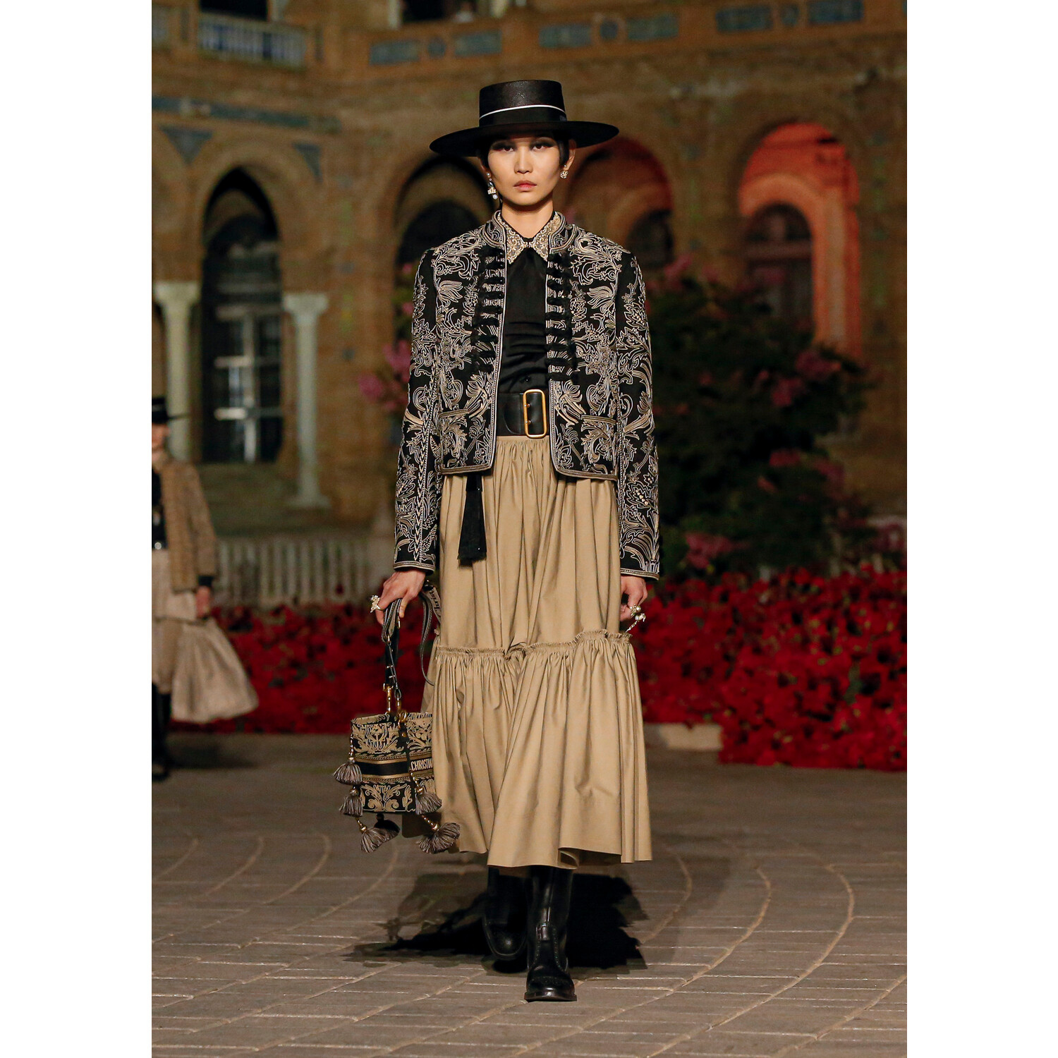 Фото Dior Cruise 2023 / Dior круизная коллекция 2023