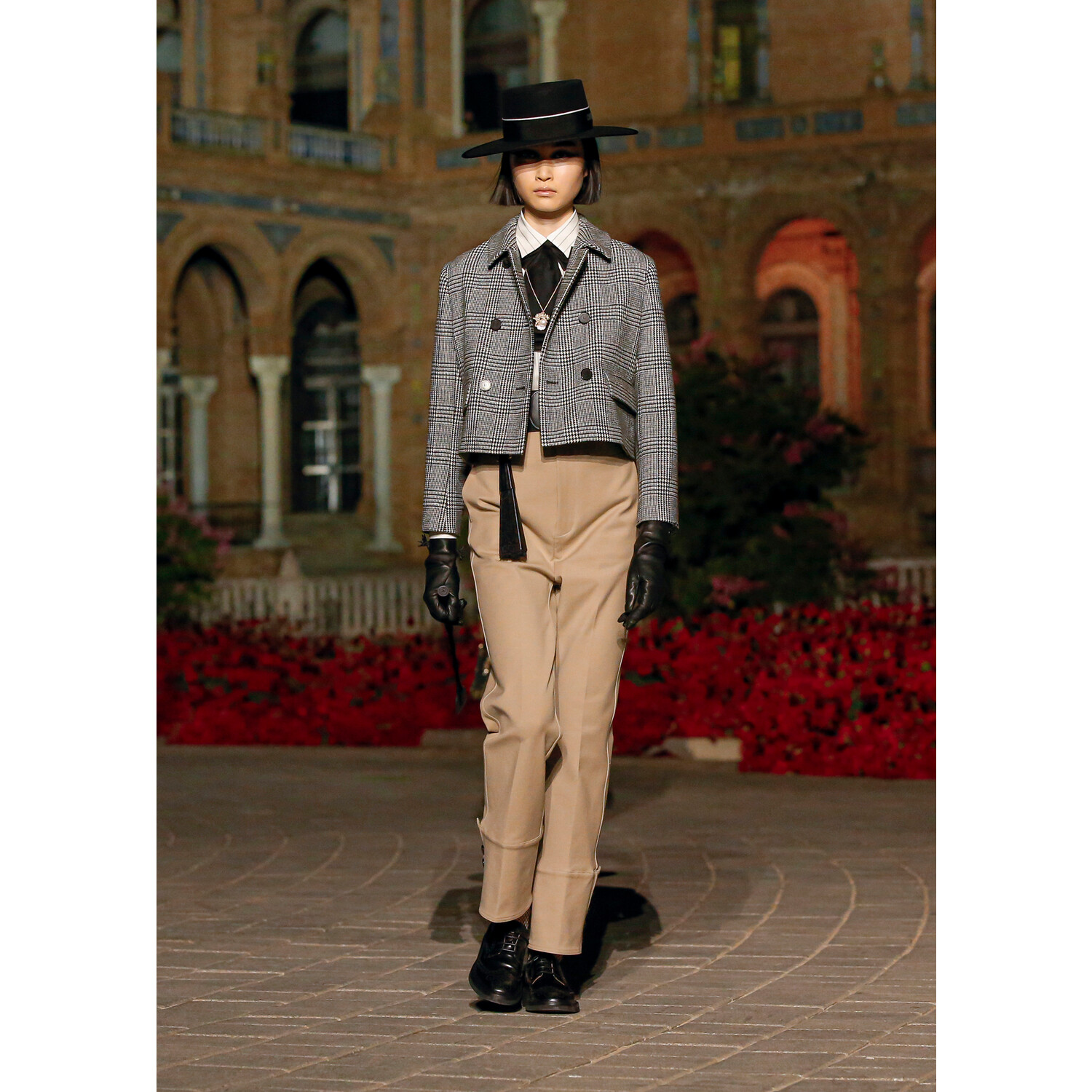 Фото Dior Cruise 2023 / Dior круизная коллекция 2023