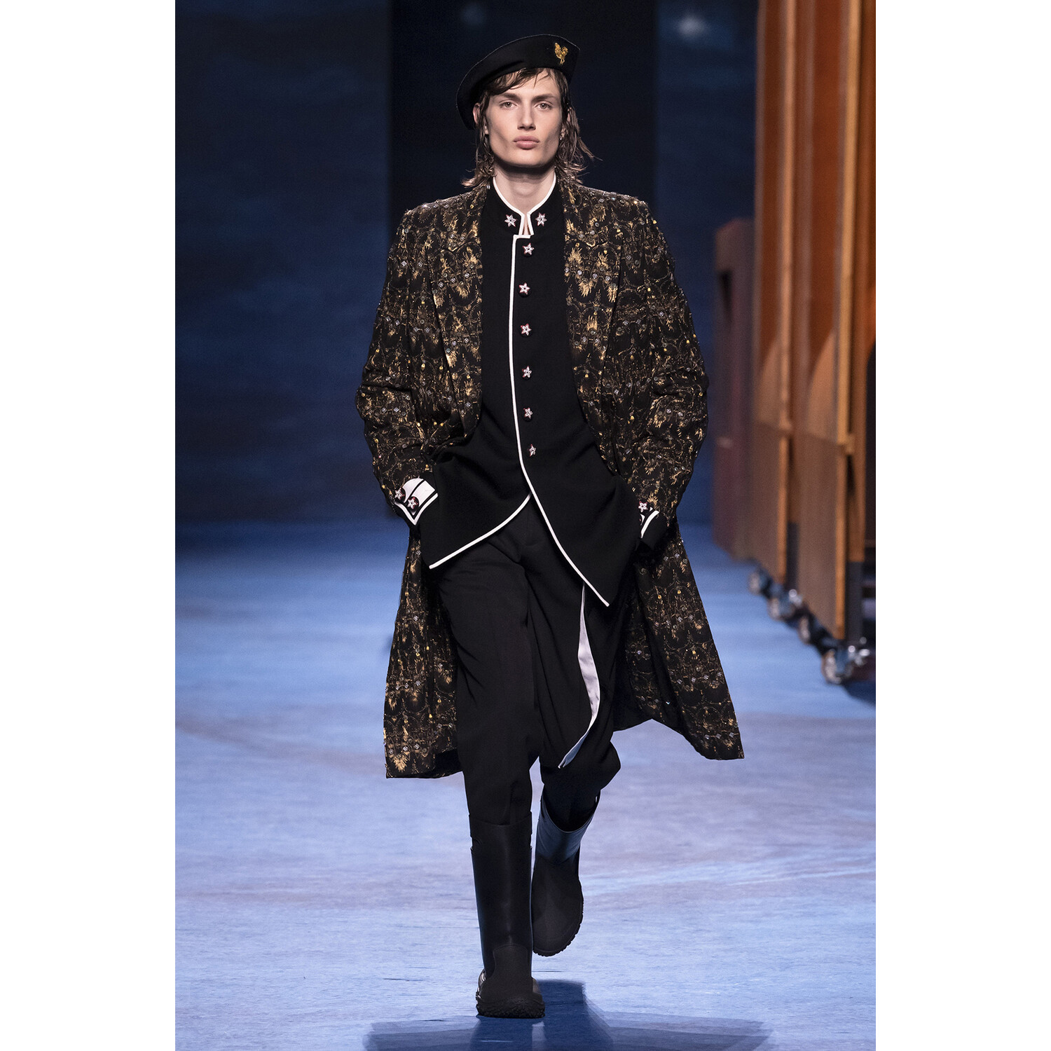 Фото Dior Men Fall-Winter 2021 Collection / Коллекция Dior Men осень-зима 2021