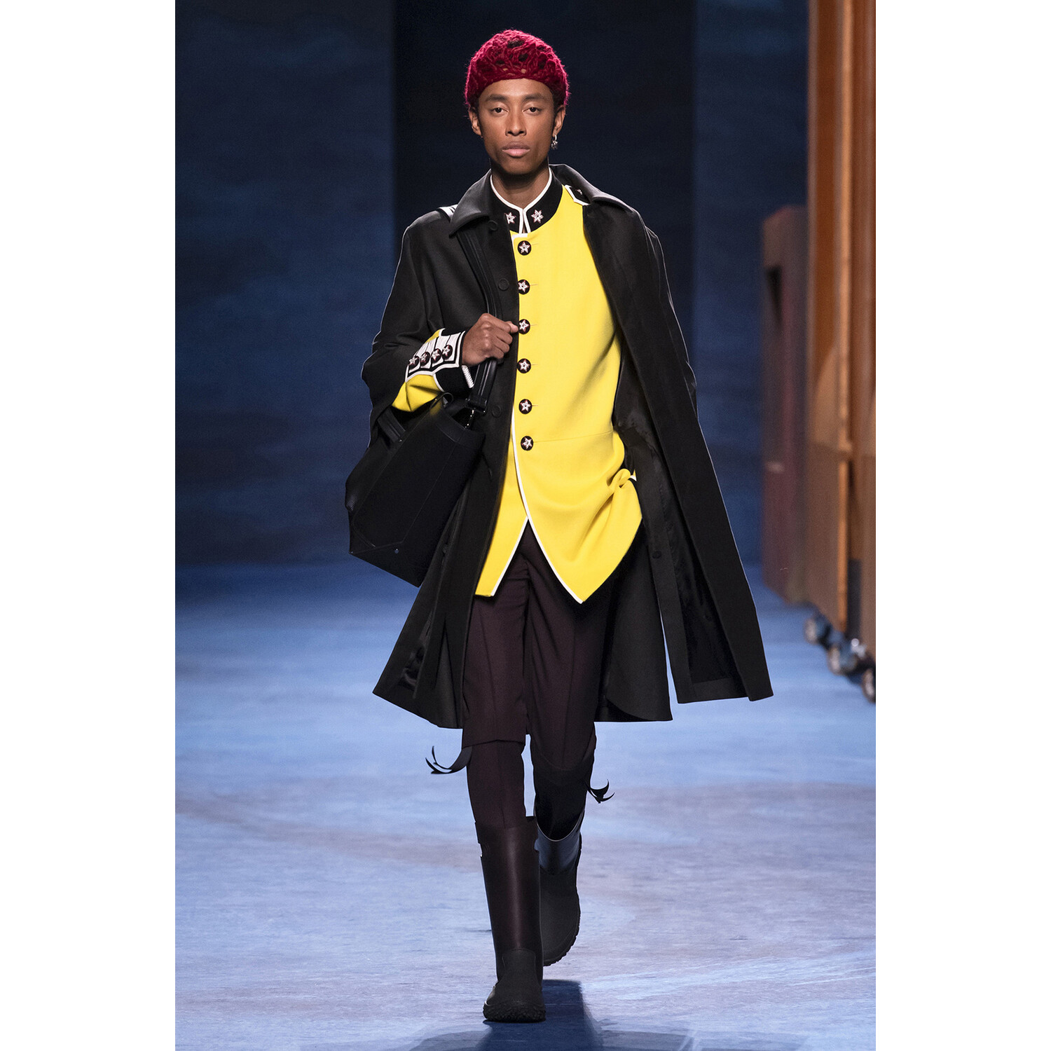 Фото Dior Men Fall-Winter 2021 Collection / Коллекция Dior Men осень-зима 2021