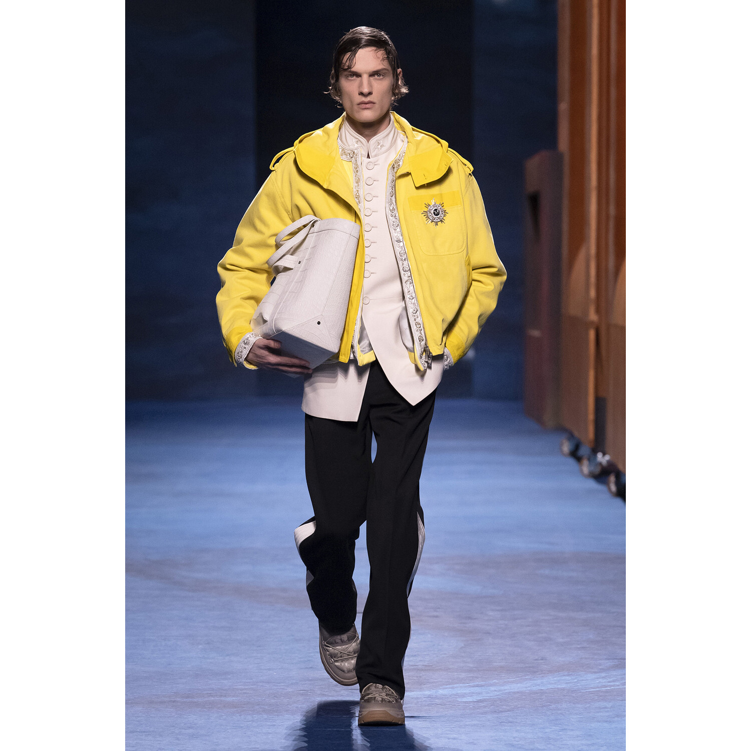 Фото Dior Men Fall-Winter 2021 Collection / Коллекция Dior Men осень-зима 2021