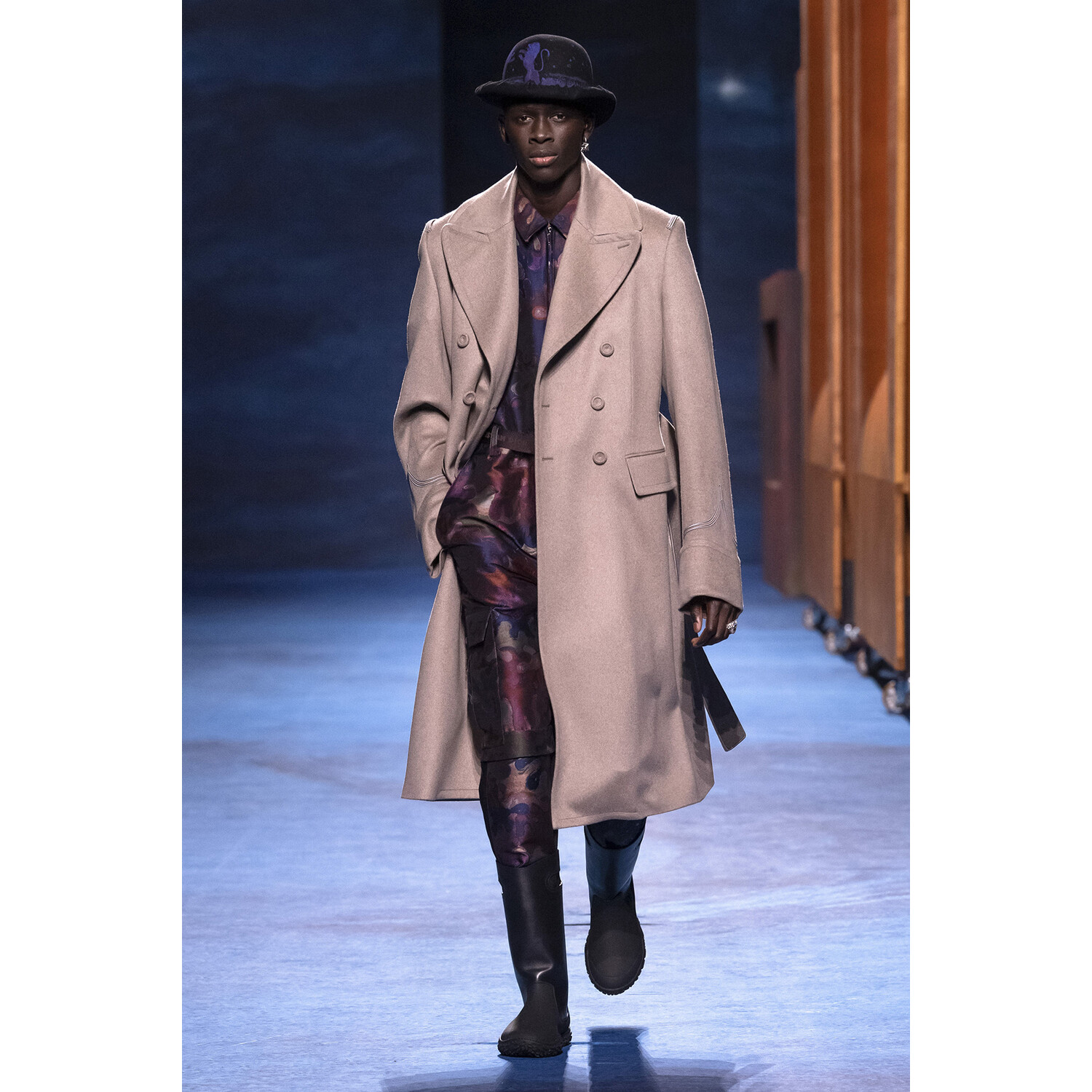 Фото Dior Men Fall-Winter 2021 Collection / Коллекция Dior Men осень-зима 2021