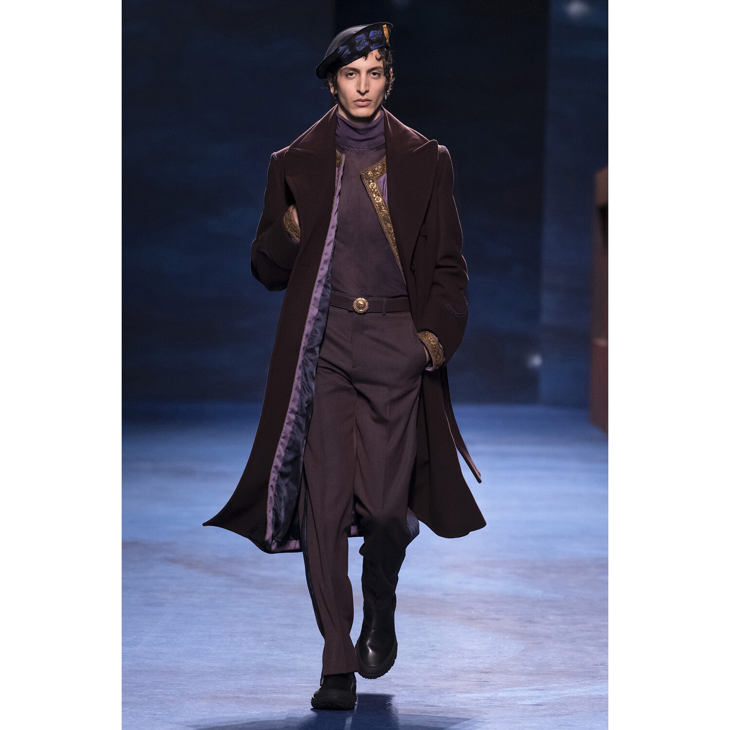 Фото Dior Men Fall-Winter 2021 Collection / Коллекция Dior Men осень-зима 2021