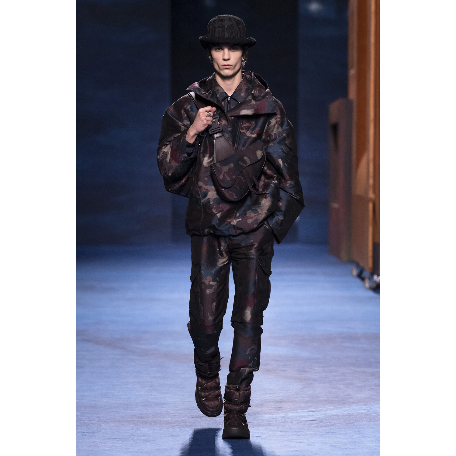Фото Dior Men Fall-Winter 2021 Collection / Коллекция Dior Men осень-зима 2021