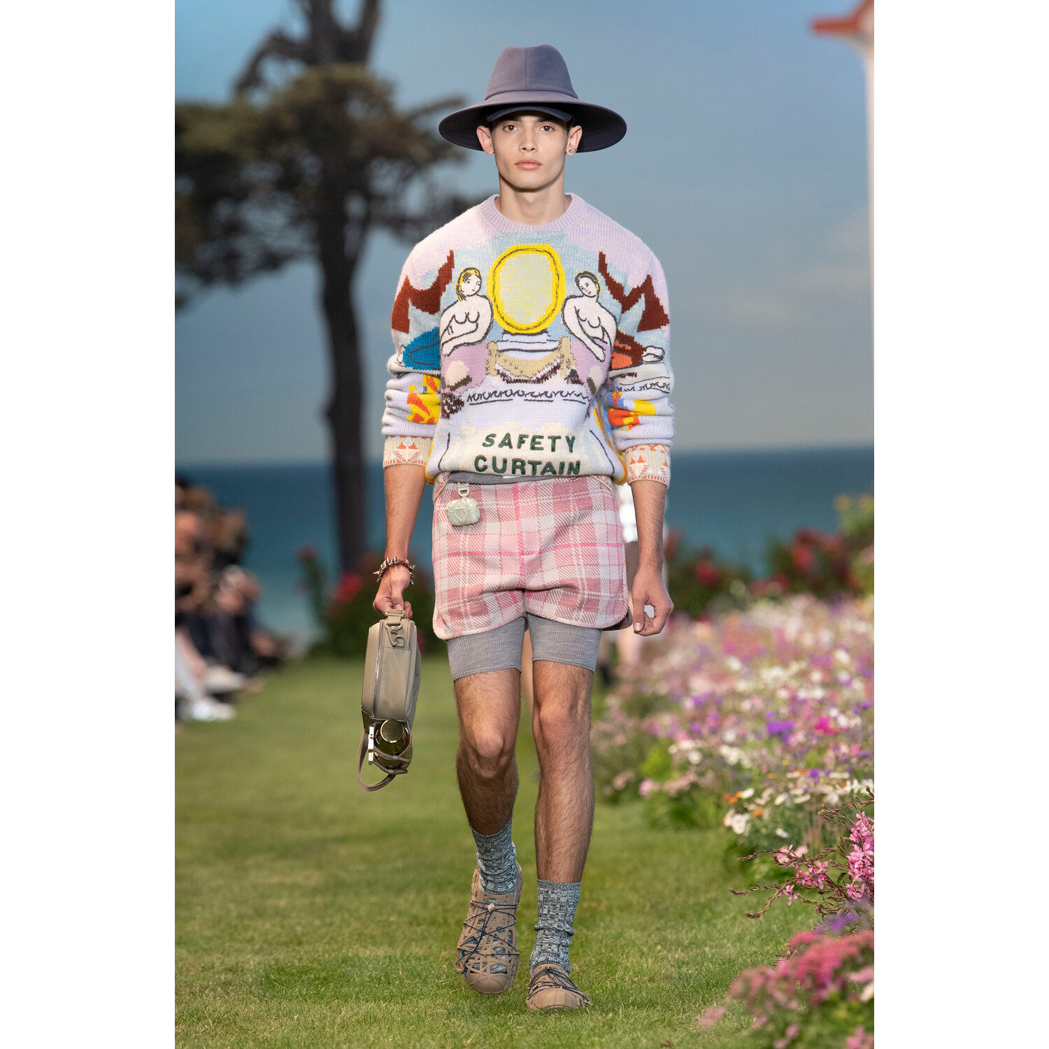 Фото Dior Men Spring 2023 / Dior мужская коллекция весна-лето 2023
