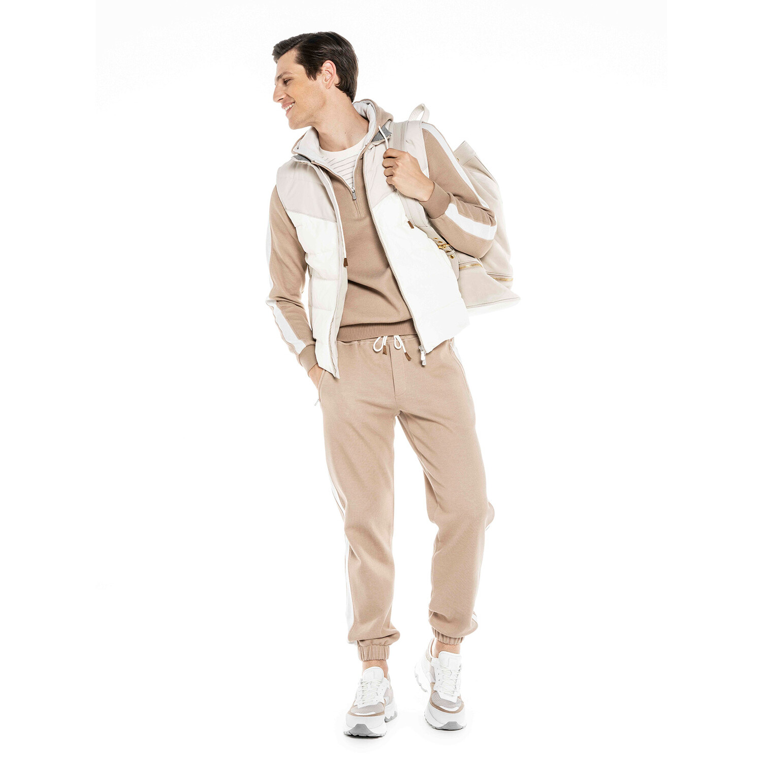 Фото Eleventy весна-лето 2022 мужская коллекция / Eleventy Spring 2022 Menswear