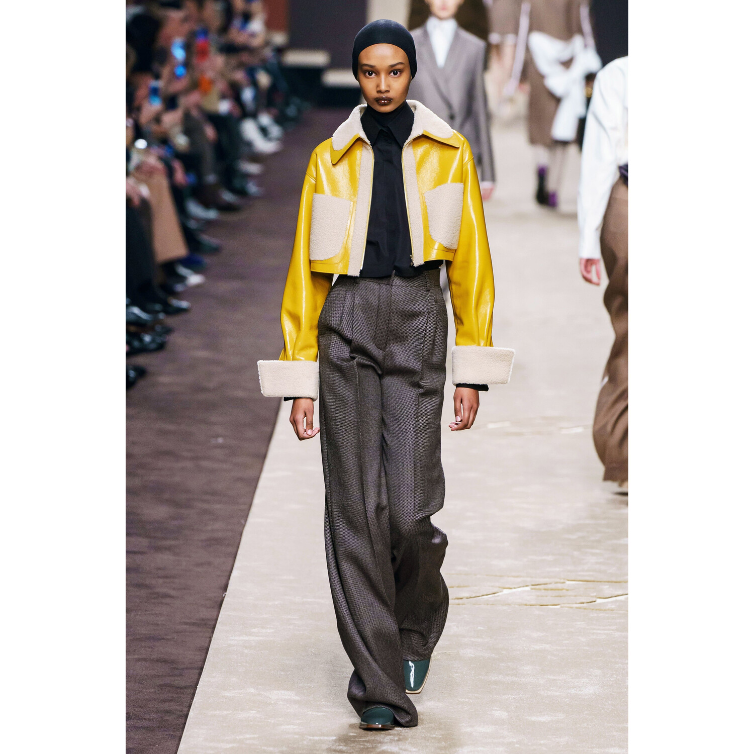 Фото Fendi Fall 2019 Ready-to-Wear / Fendi осень 2019 / Неделя моды: Милан