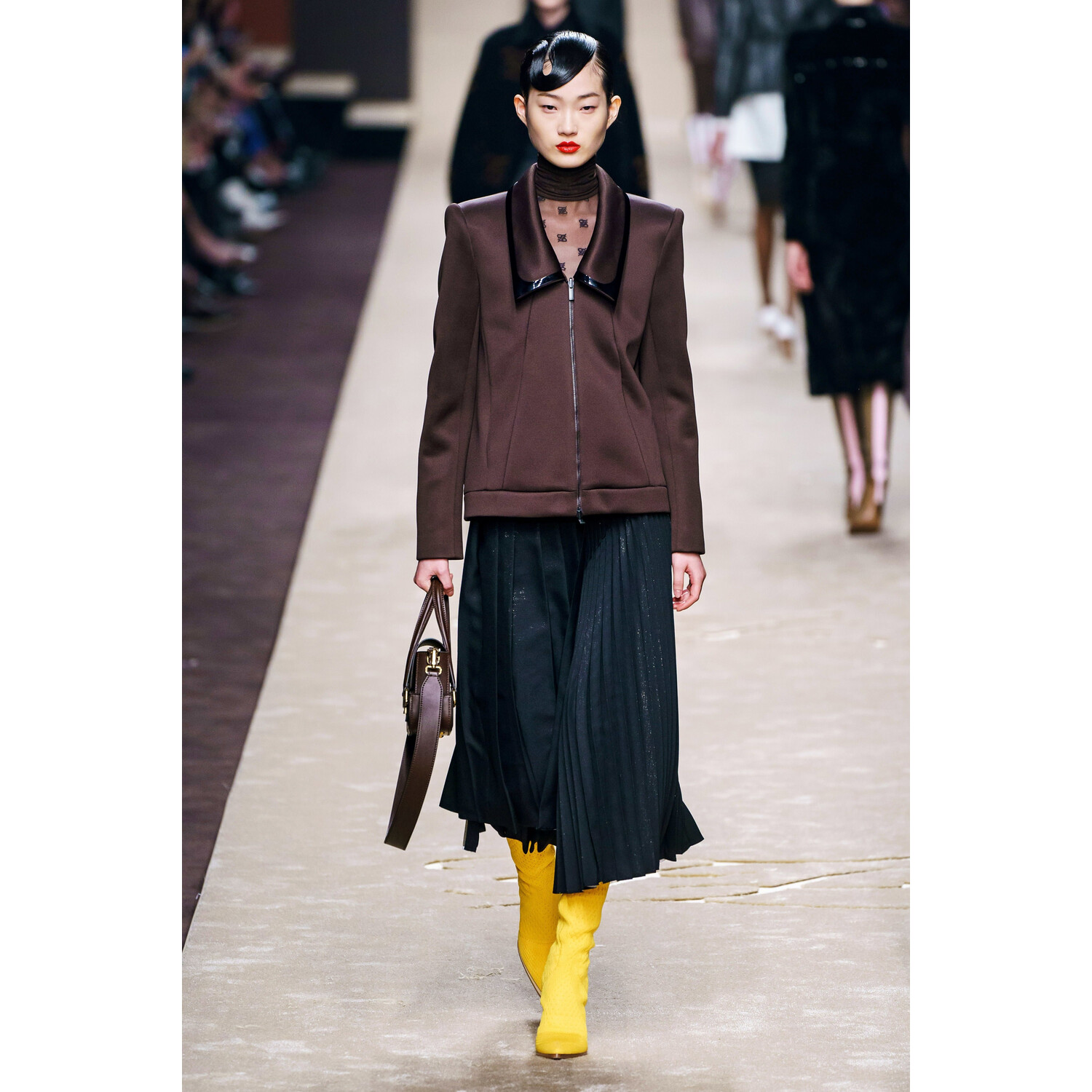 Фото Fendi Fall 2019 Ready-to-Wear / Fendi осень 2019 / Неделя моды: Милан
