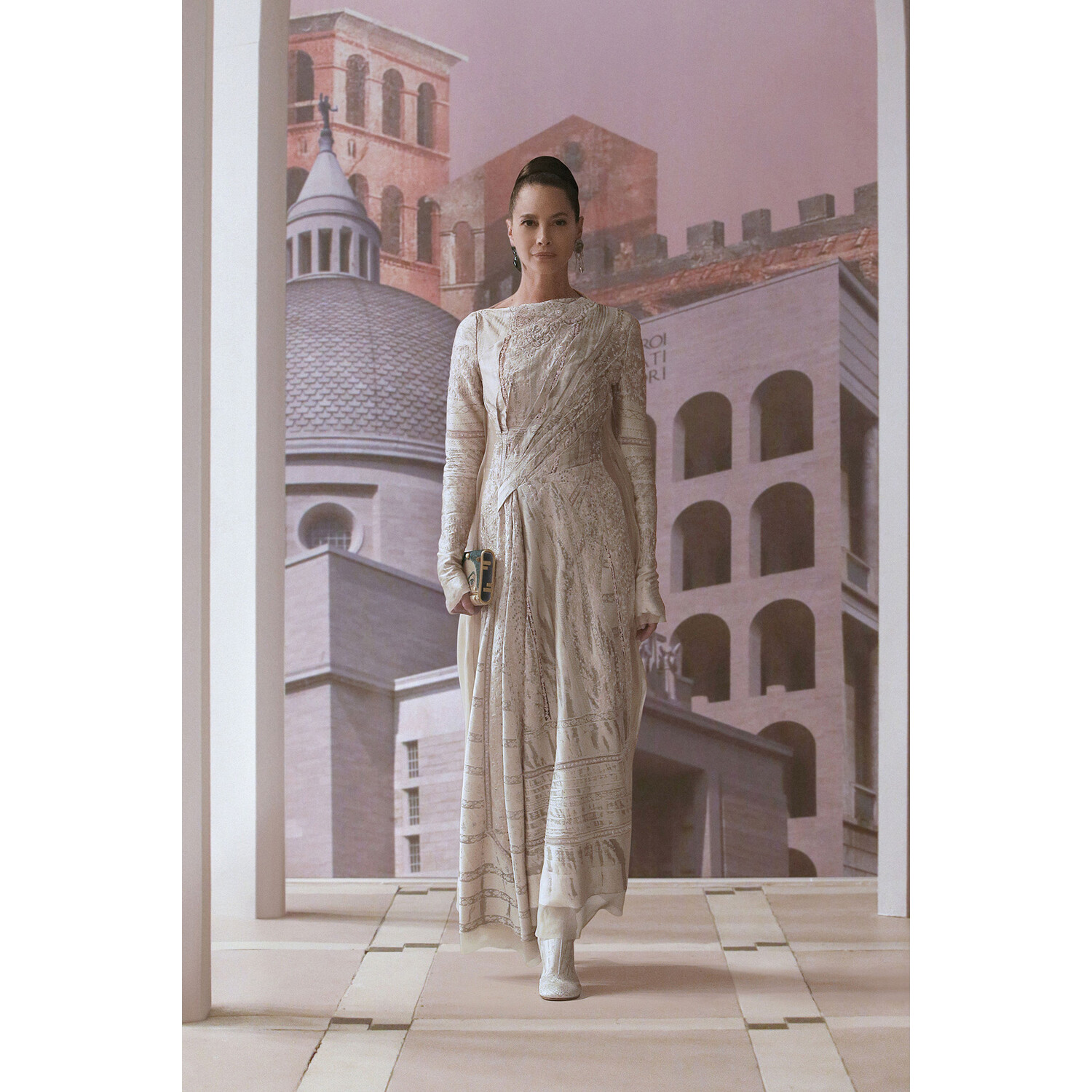 Фото Fendi Couture осень 2021 / Fendi Couture Fall 2021