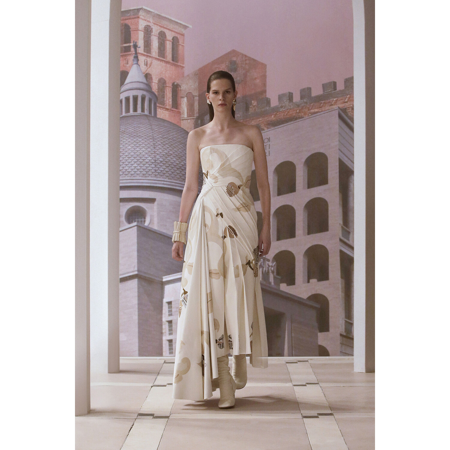 Фото Fendi Couture осень 2021 / Fendi Couture Fall 2021