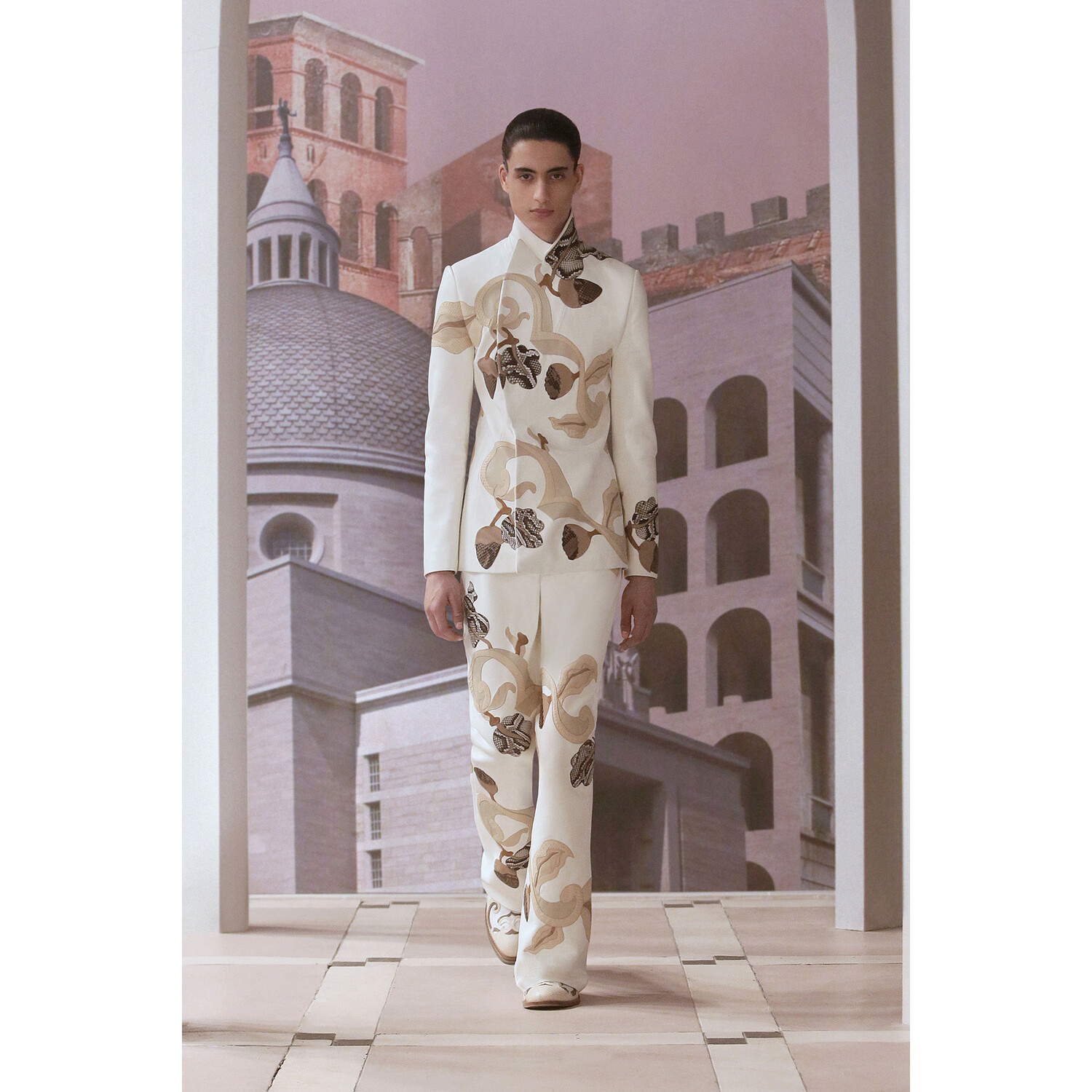 Фото Fendi Couture осень 2021 / Fendi Couture Fall 2021