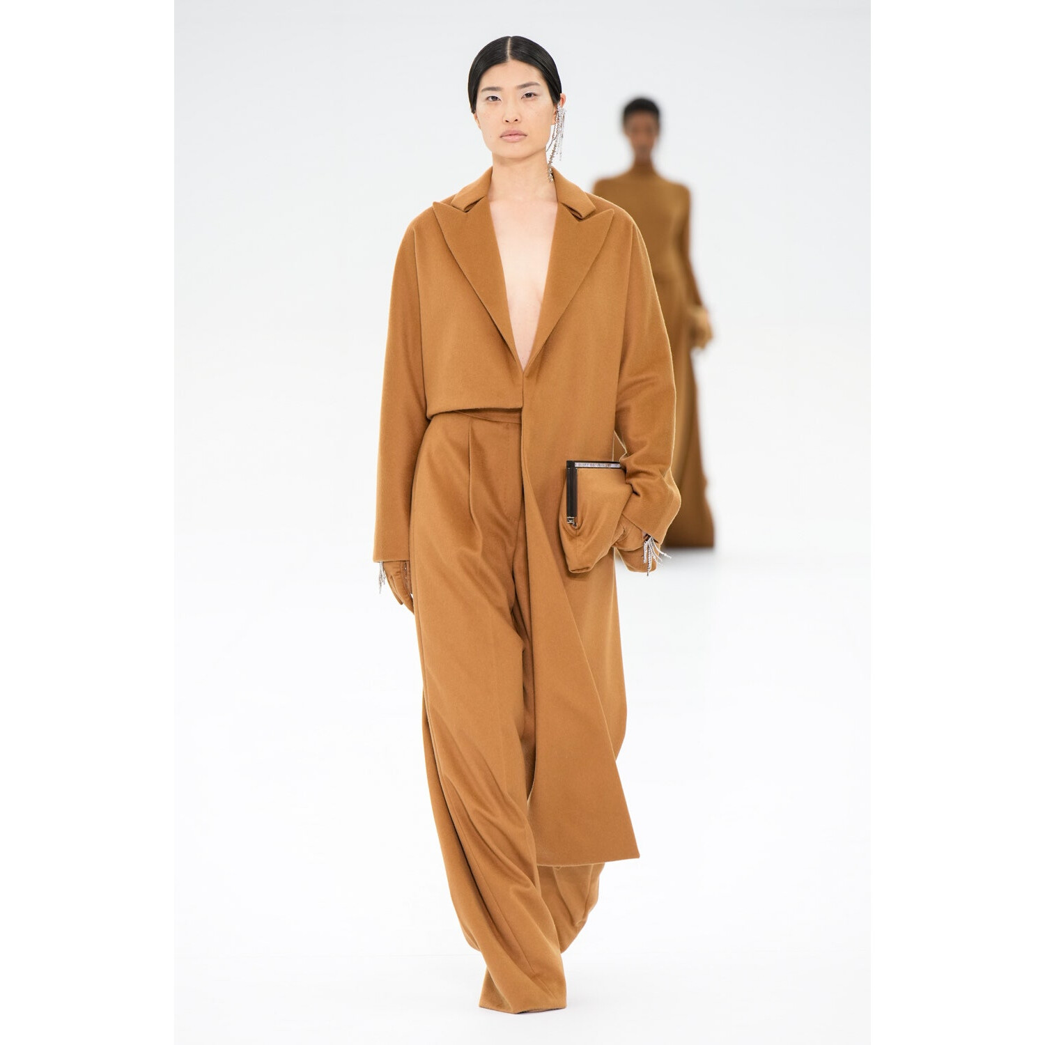 Фото Fendi Couture коллекция осень 2022 / Fendi Couture Fall 2022