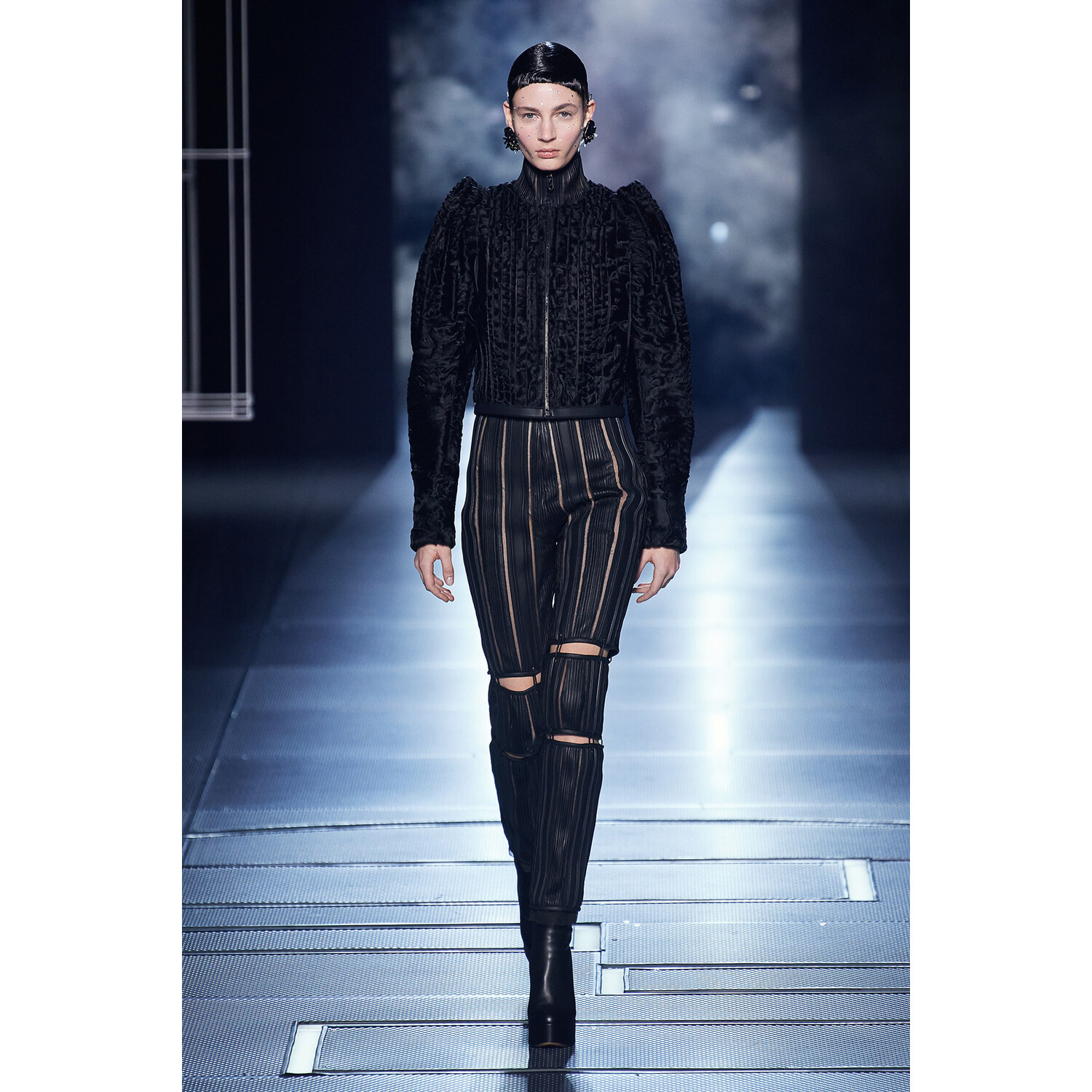 Фото Fendi Couture Spring 2022 Collection / Fendi Couture весна-лето 2022