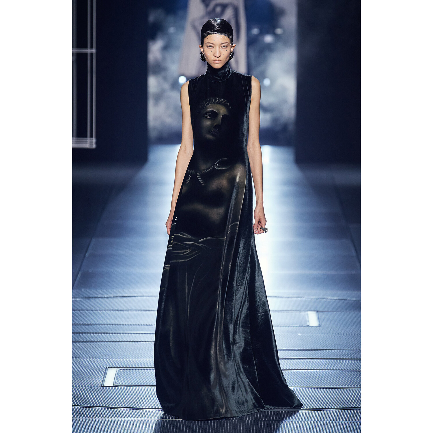 Фото Fendi Couture Spring 2022 Collection / Fendi Couture весна-лето 2022