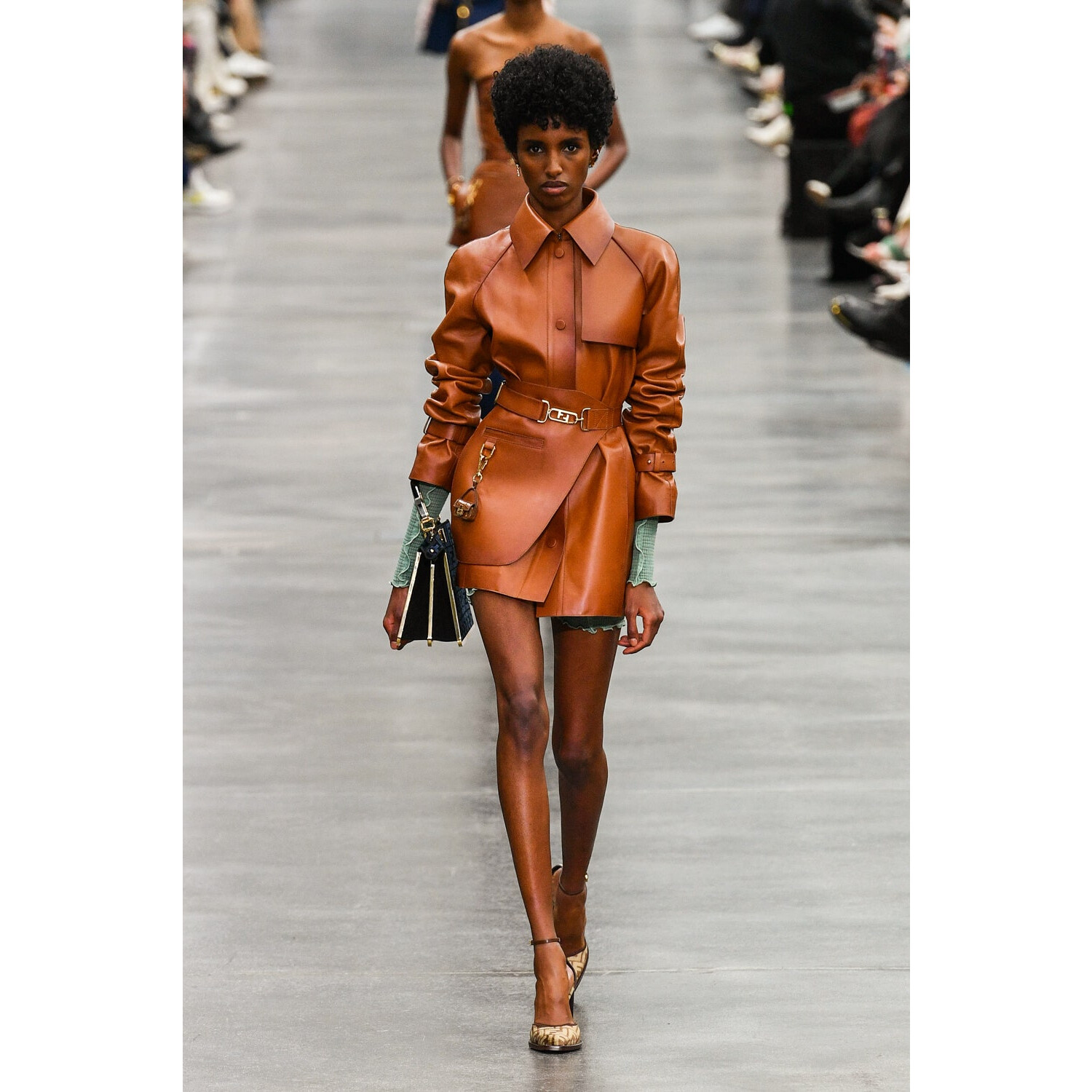 Фото Fendi Fall 2022 Collection / Fendi осень-зима 2022