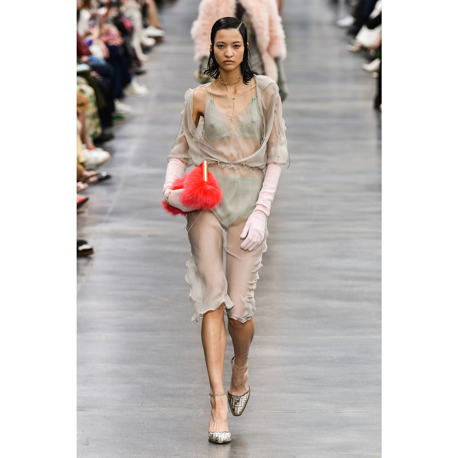 Фото Fendi Fall 2022 Collection / Fendi осень-зима 2022