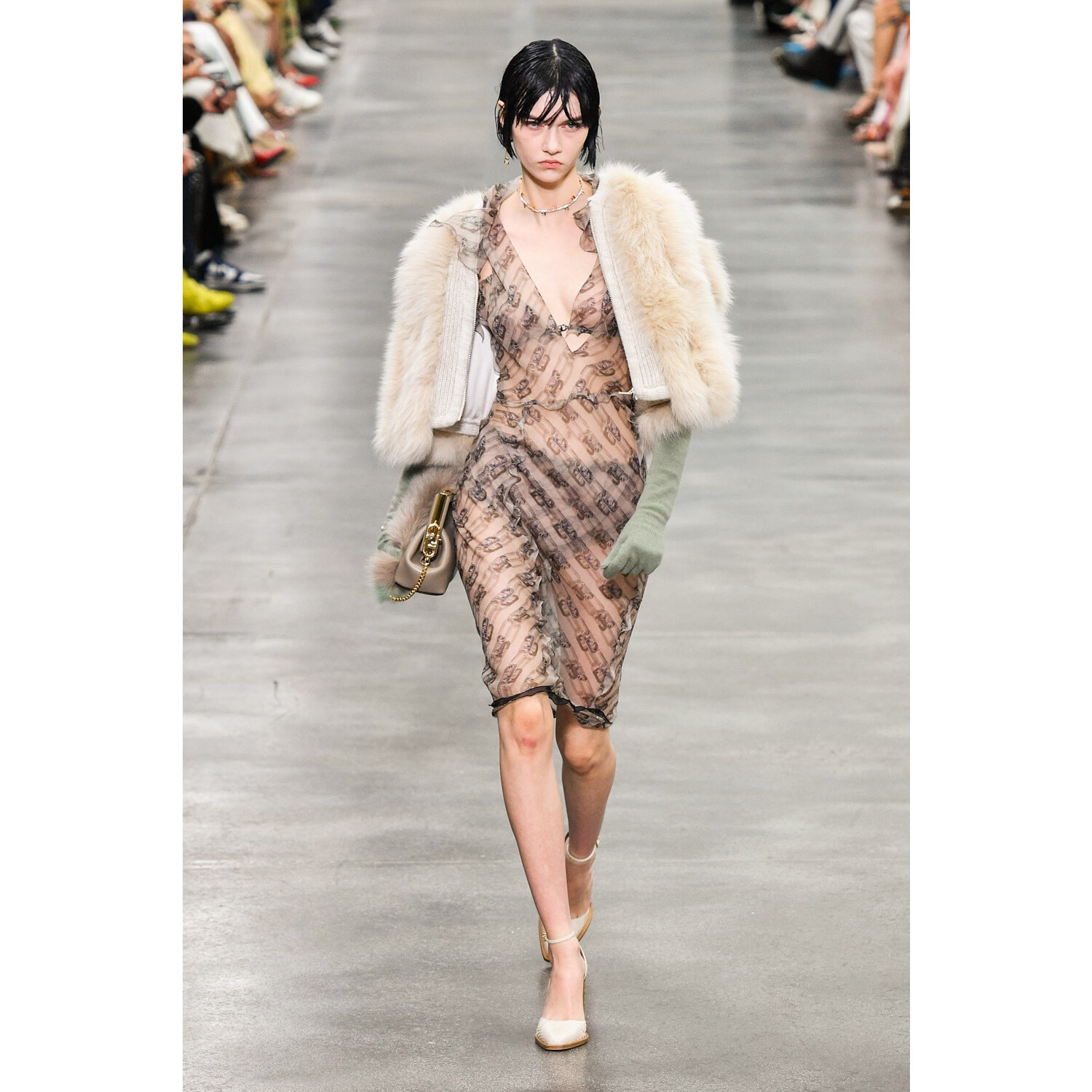 Фото Fendi Fall 2022 Collection / Fendi осень-зима 2022