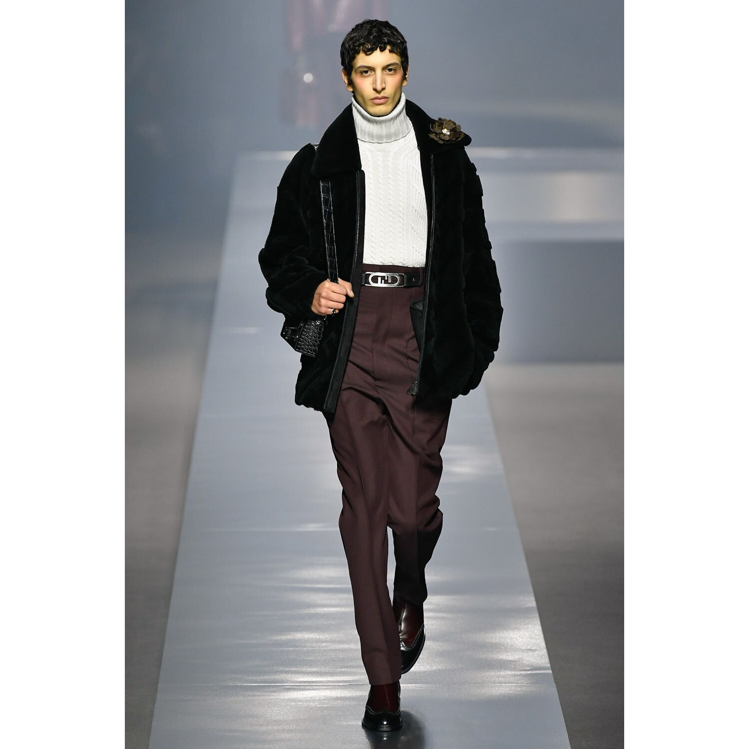 Фото Fendi Menswear Fall 2022 Collection / Fendi осень-зима 2022/2023