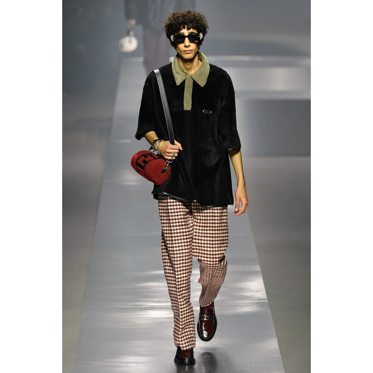 Фото Fendi Menswear Fall 2022 Collection / Fendi осень-зима 2022/2023