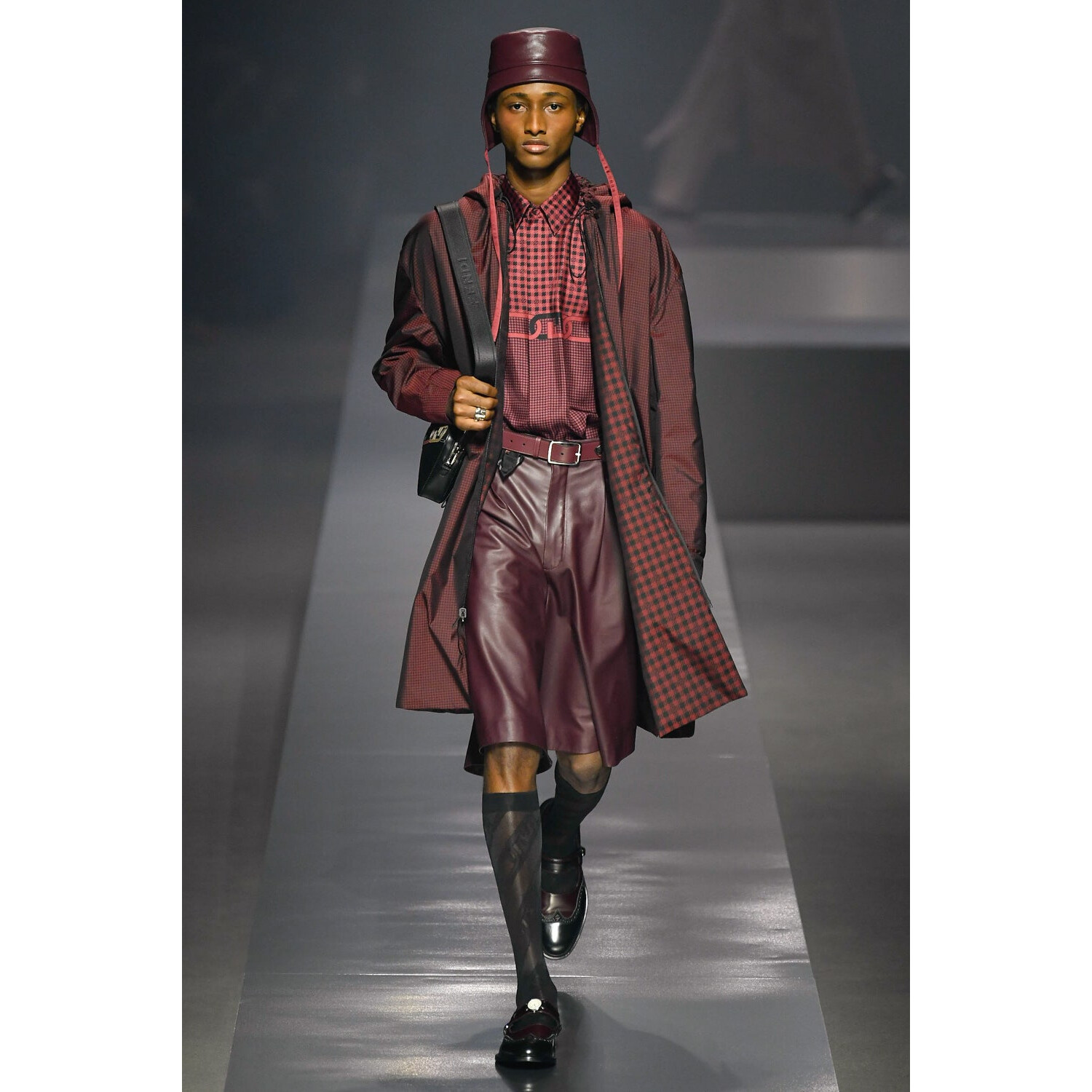 Фото Fendi Menswear Fall 2022 Collection / Fendi осень-зима 2022/2023