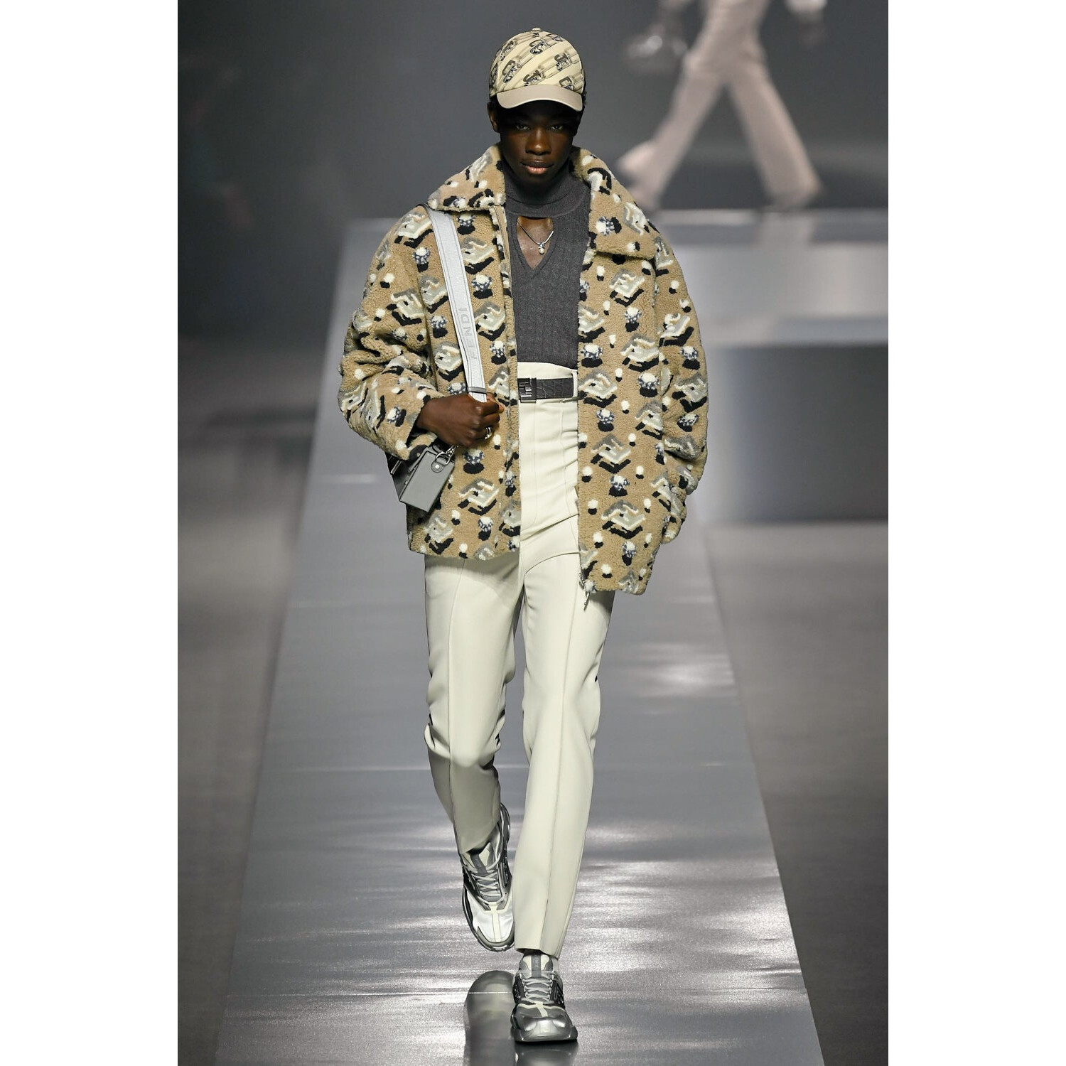 Фото Fendi Menswear Fall 2022 Collection / Fendi осень-зима 2022/2023