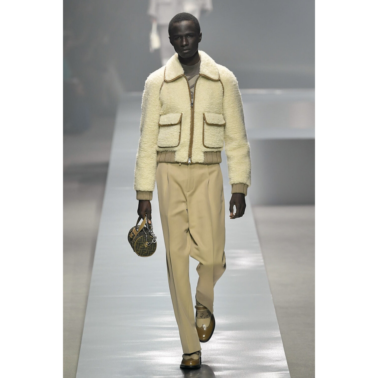 Фото Fendi Menswear Fall 2022 Collection / Fendi осень-зима 2022/2023