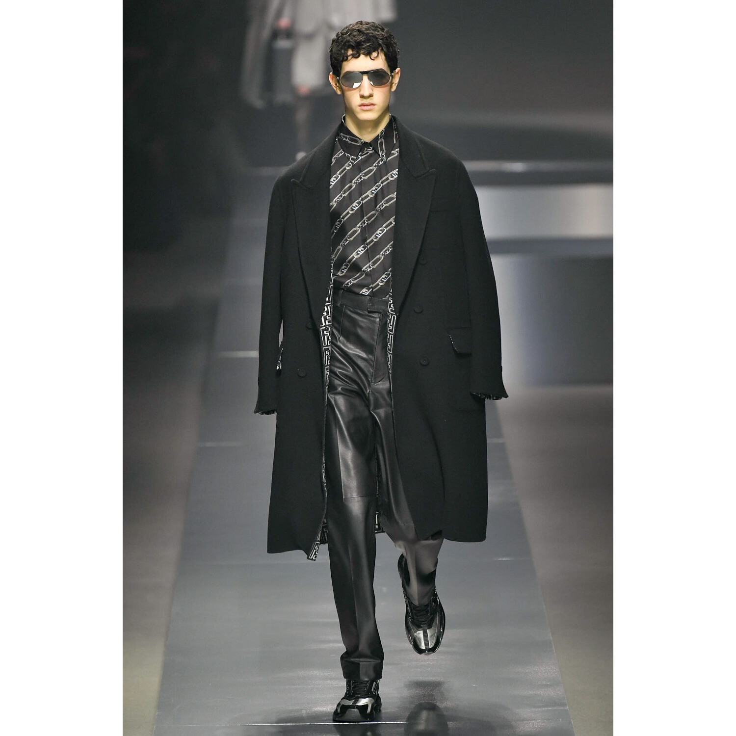 Фото Fendi Menswear Fall 2022 Collection / Fendi осень-зима 2022/2023
