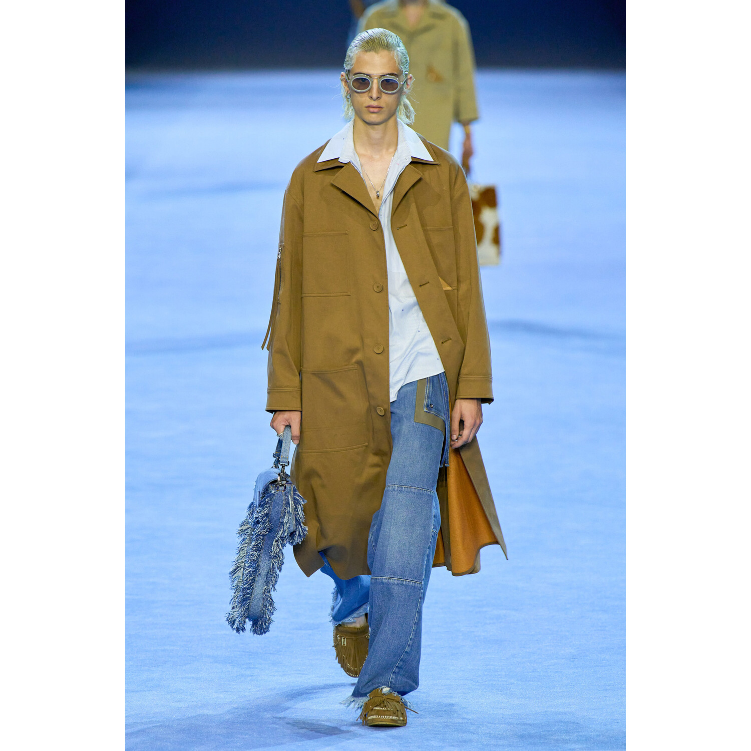 Фото Fendi Menswear Spring 2023 / Fendi мужская коллекция весна-лето 2023