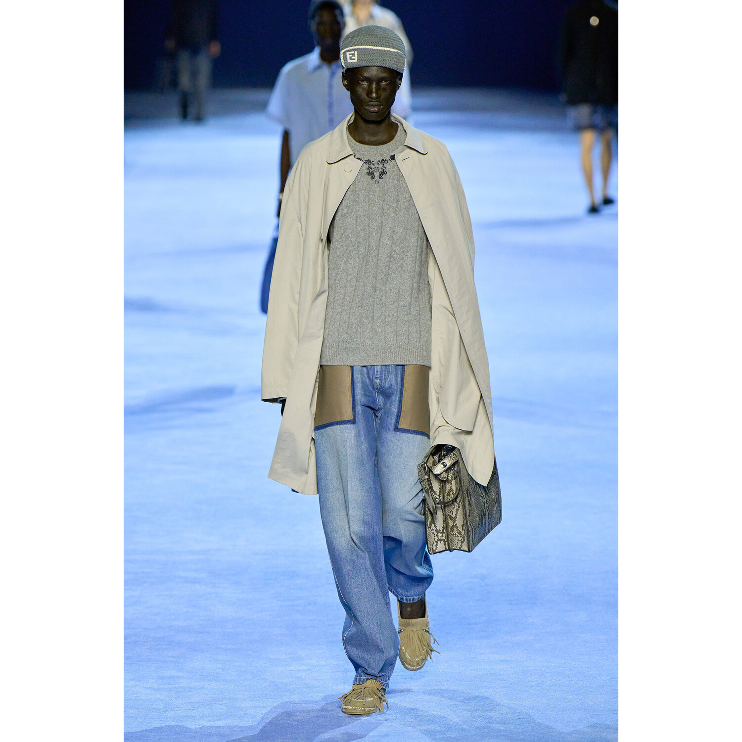 Фото Fendi Menswear Spring 2023 / Fendi мужская коллекция весна-лето 2023