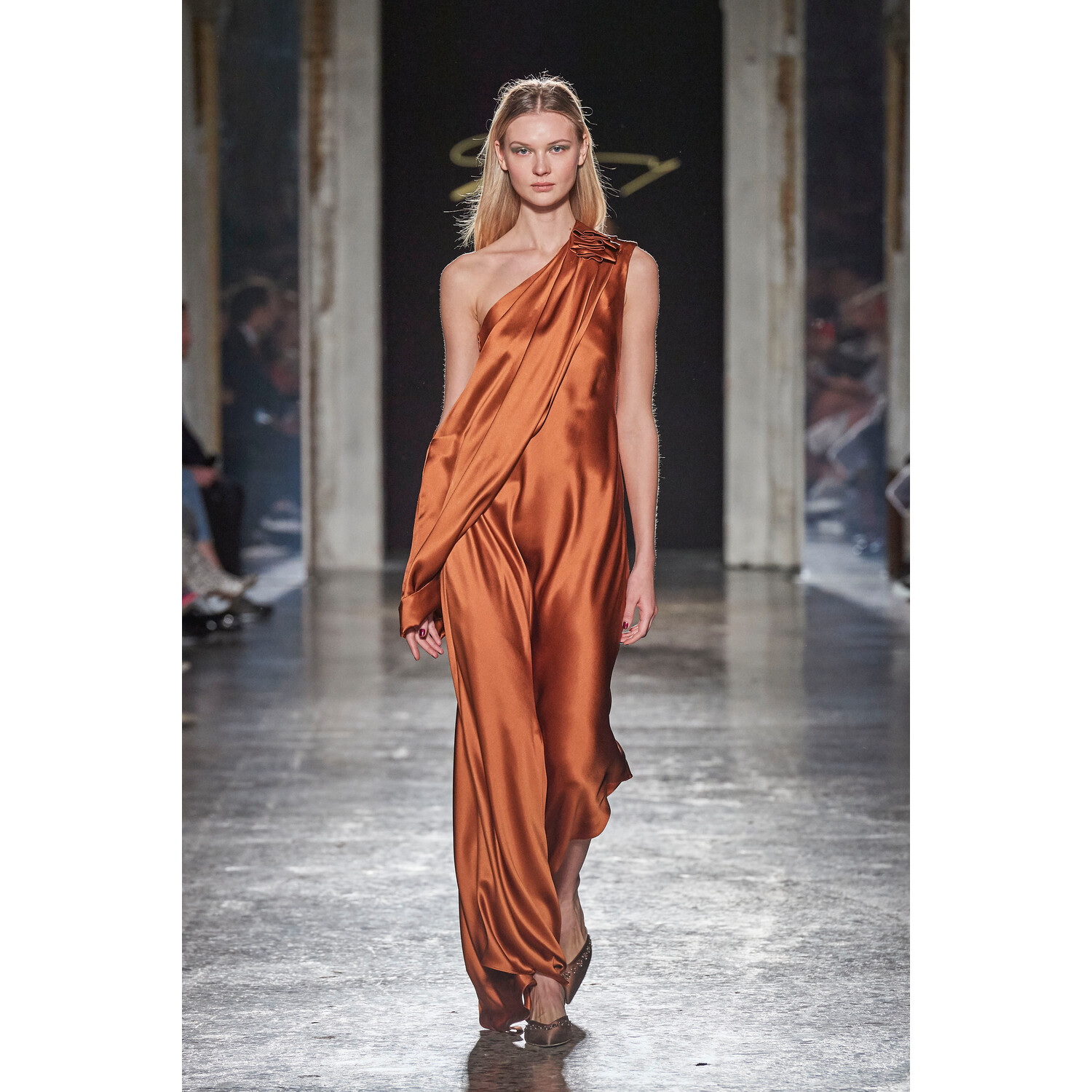 Фото Genny Fall 2020 Ready-to-Wear / Genny осень-зима 2020 / Неделя моды: Милан