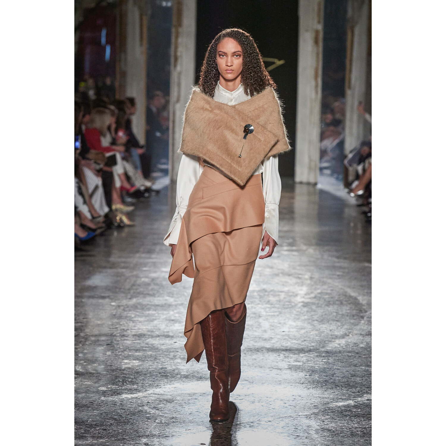 Фото Genny Fall 2020 Ready-to-Wear / Genny осень-зима 2020 / Неделя моды: Милан