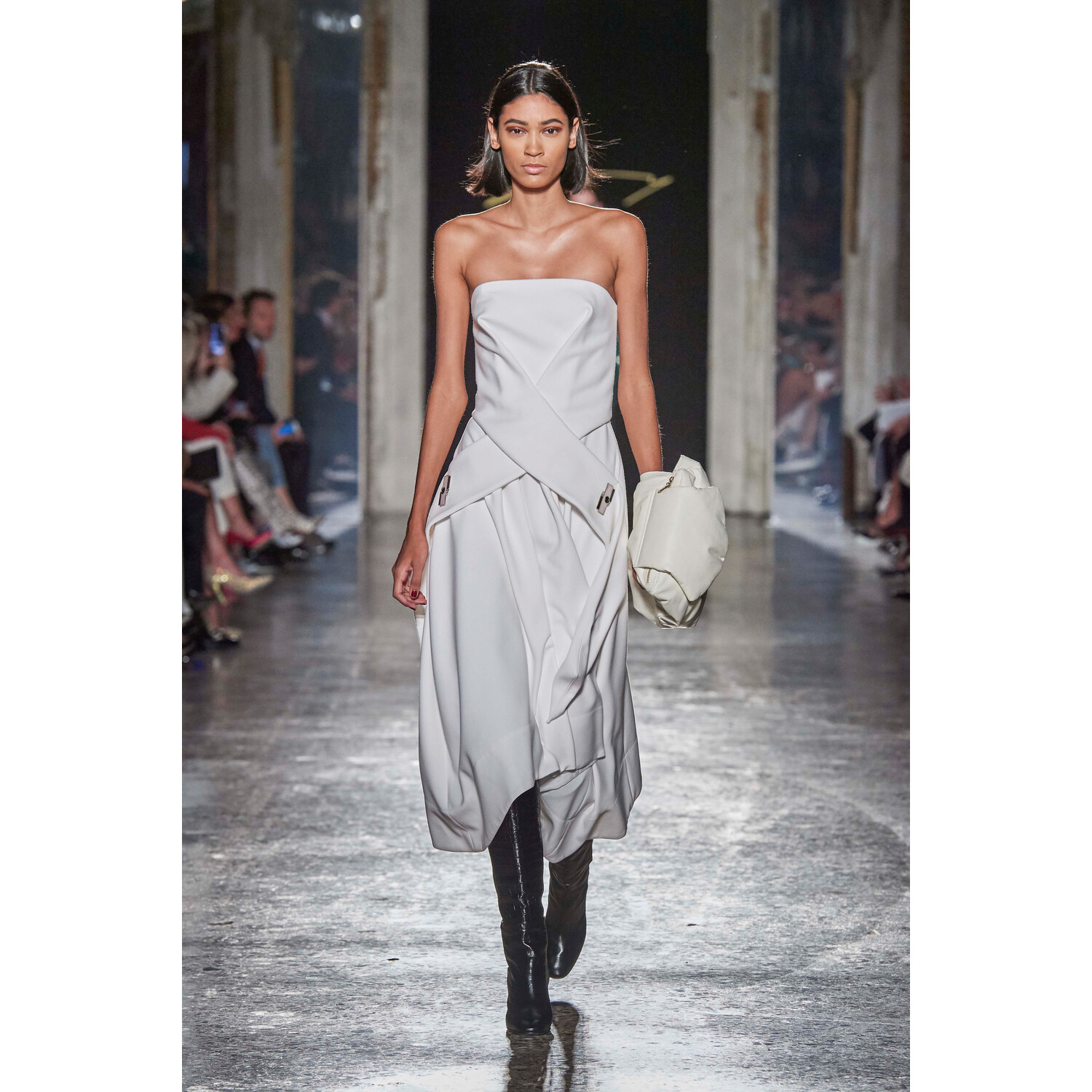 Фото Genny Fall 2020 Ready-to-Wear / Genny осень-зима 2020 / Неделя моды: Милан