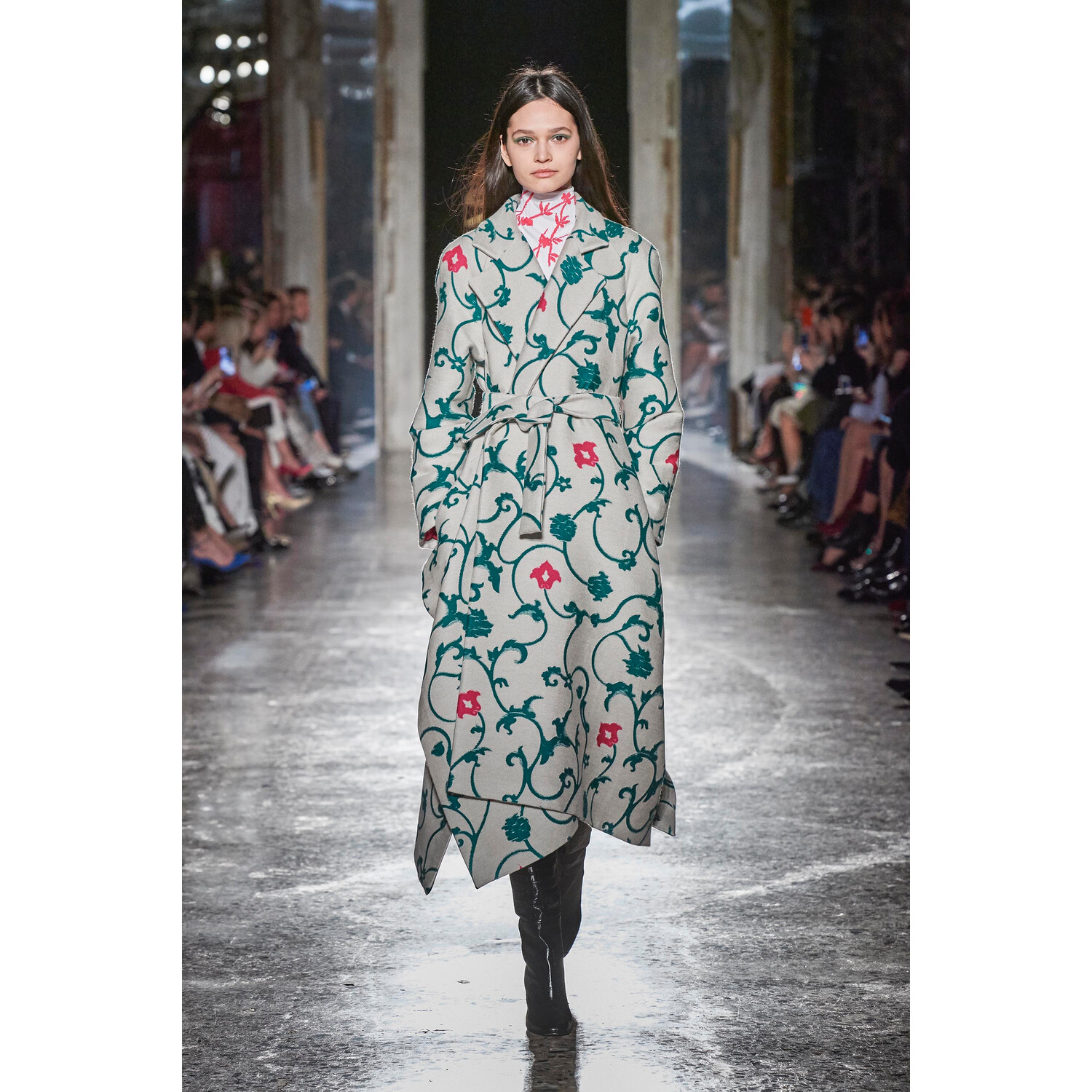 Фото Genny Fall 2020 Ready-to-Wear / Genny осень-зима 2020 / Неделя моды: Милан