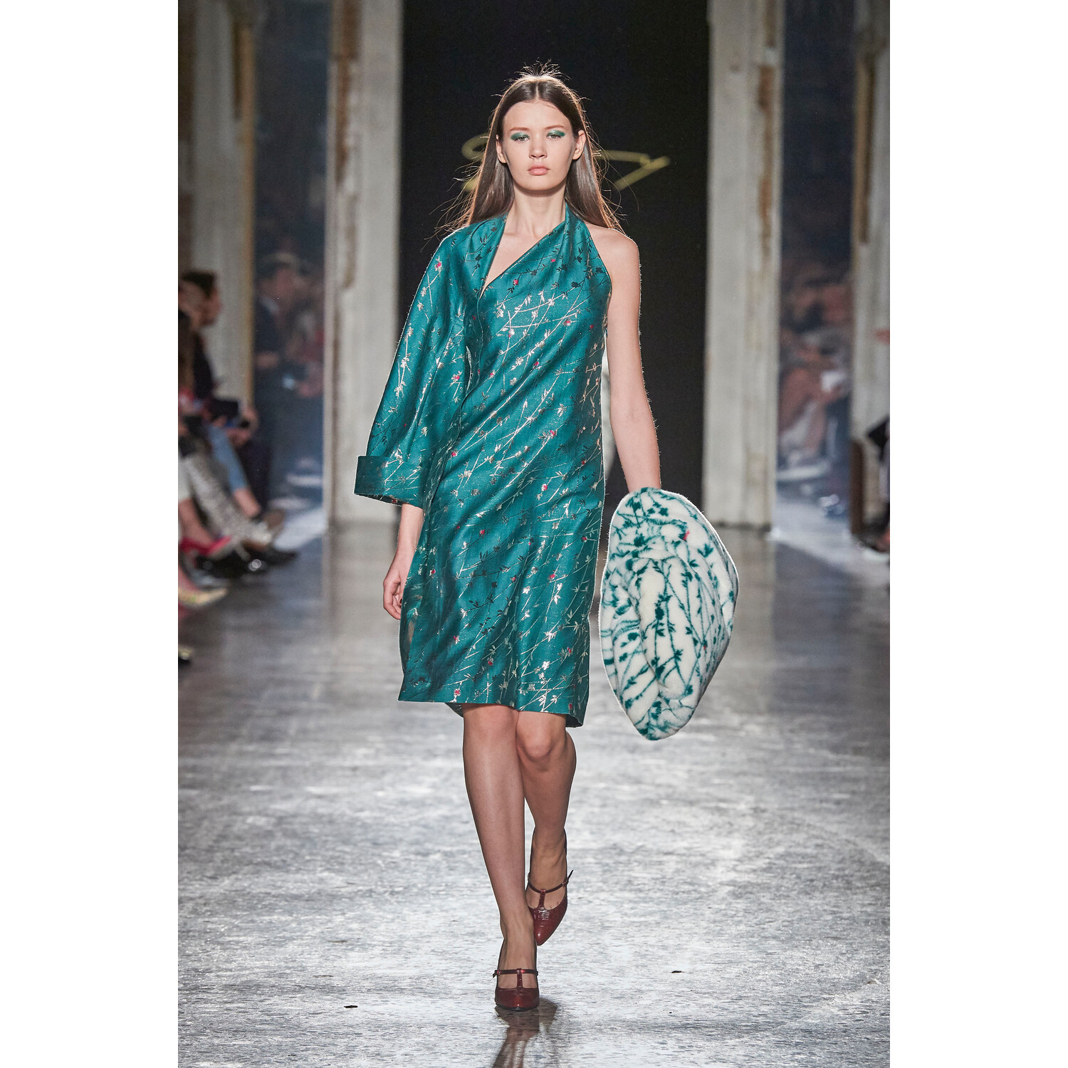 Фото Genny Fall 2020 Ready-to-Wear / Genny осень-зима 2020 / Неделя моды: Милан