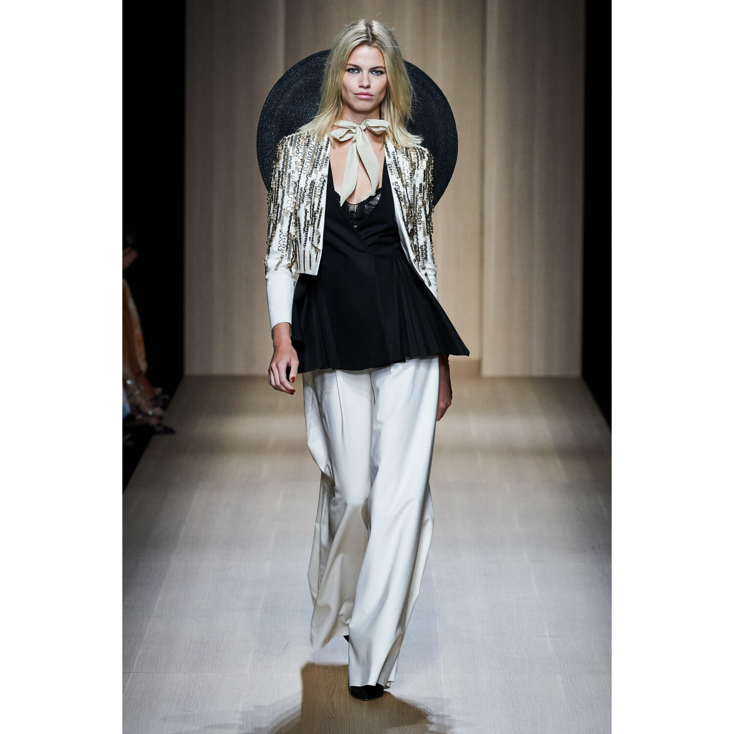 Фото Genny Spring 2020 / Genny весна-лето 2020 / Неделя моды: Милан