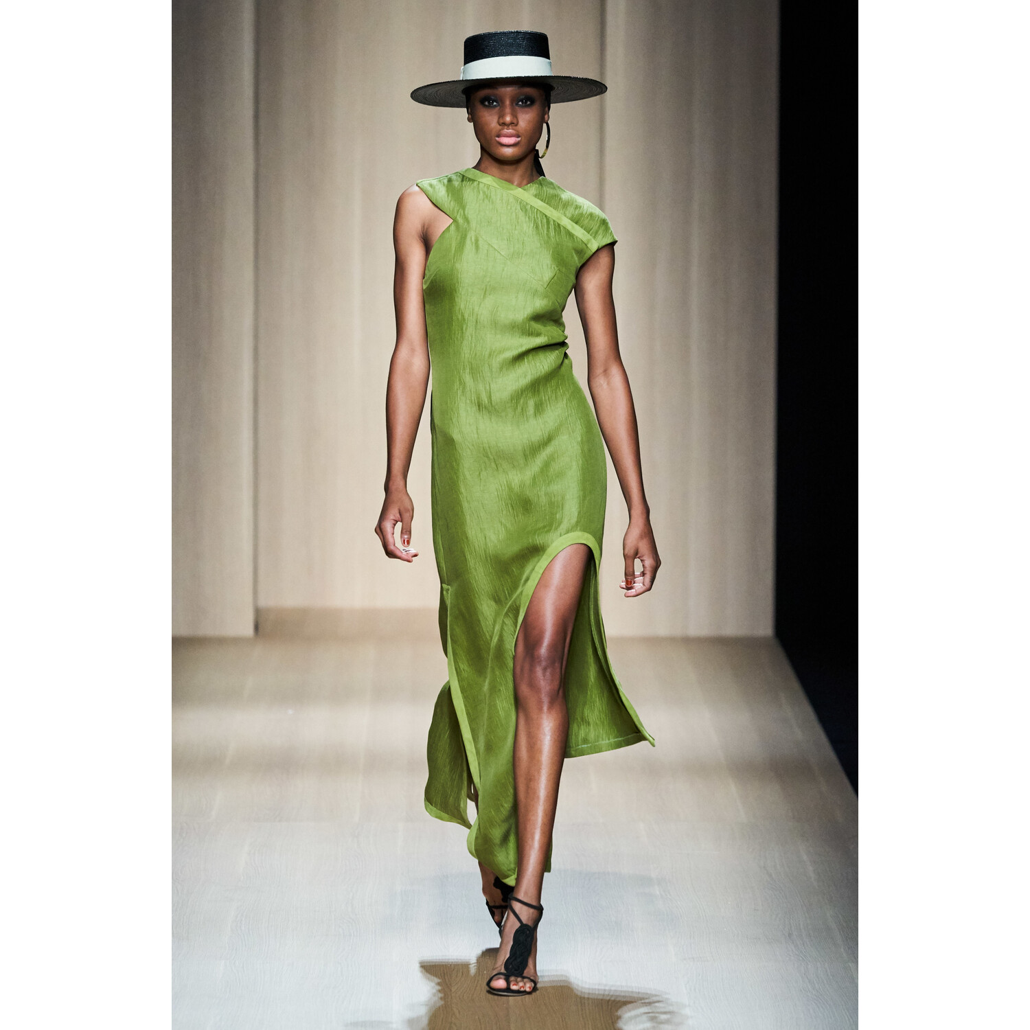 Фото Genny Spring 2020 / Genny весна-лето 2020 / Неделя моды: Милан