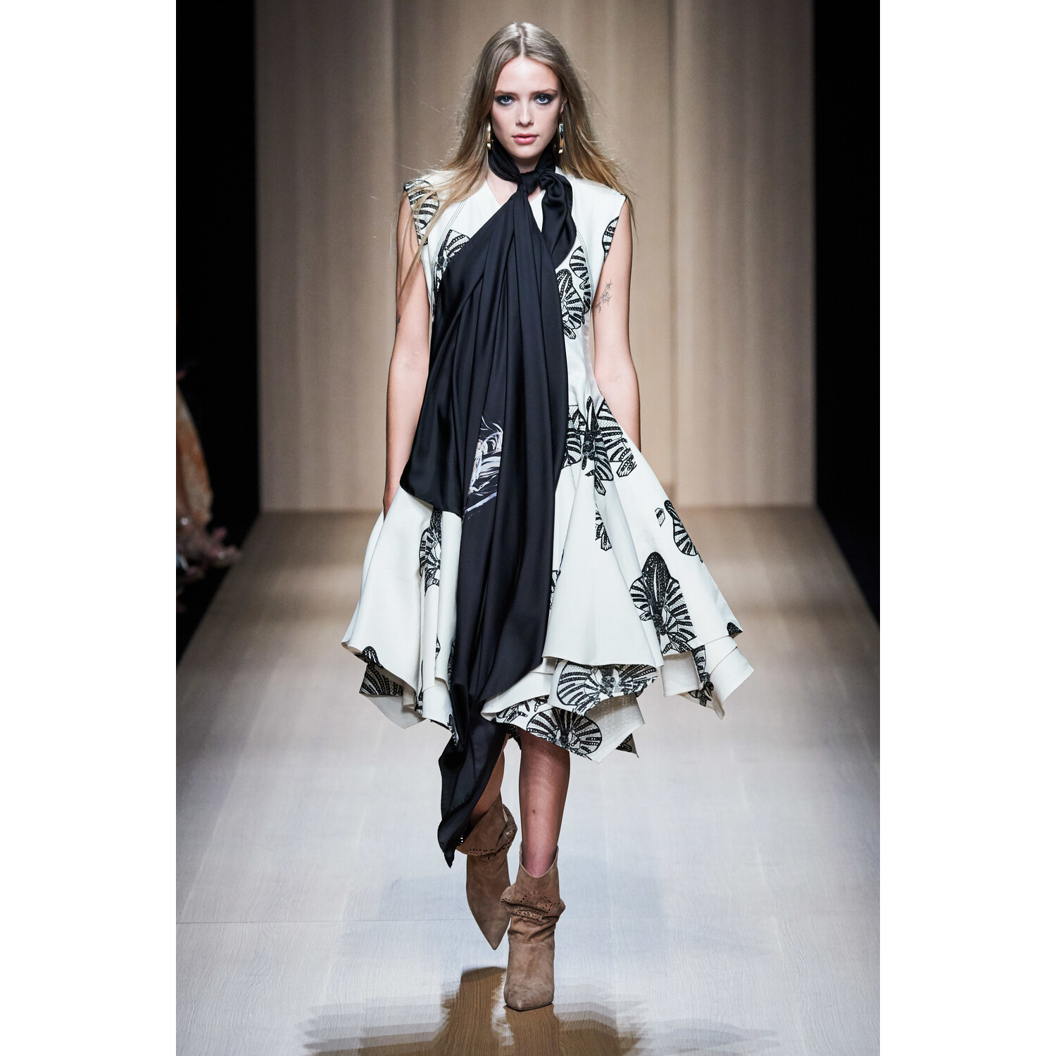 Фото Genny Spring 2020 / Genny весна-лето 2020 / Неделя моды: Милан