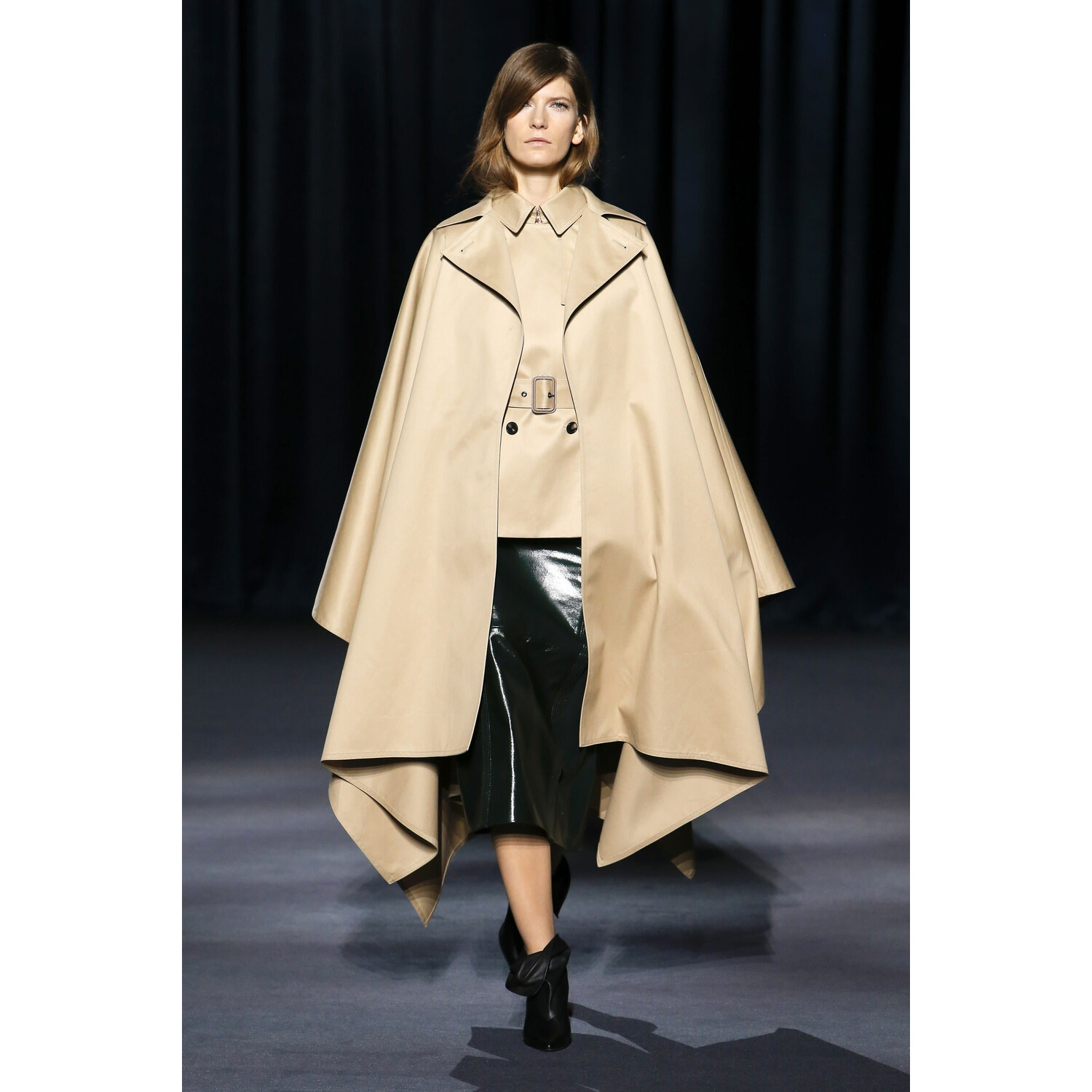 Фото Givenchy Fall 2018 Ready-to-Wear , Живанши осень зима 2018 , Fashion show , неделя моды в Париже , PFW , Mainstyles