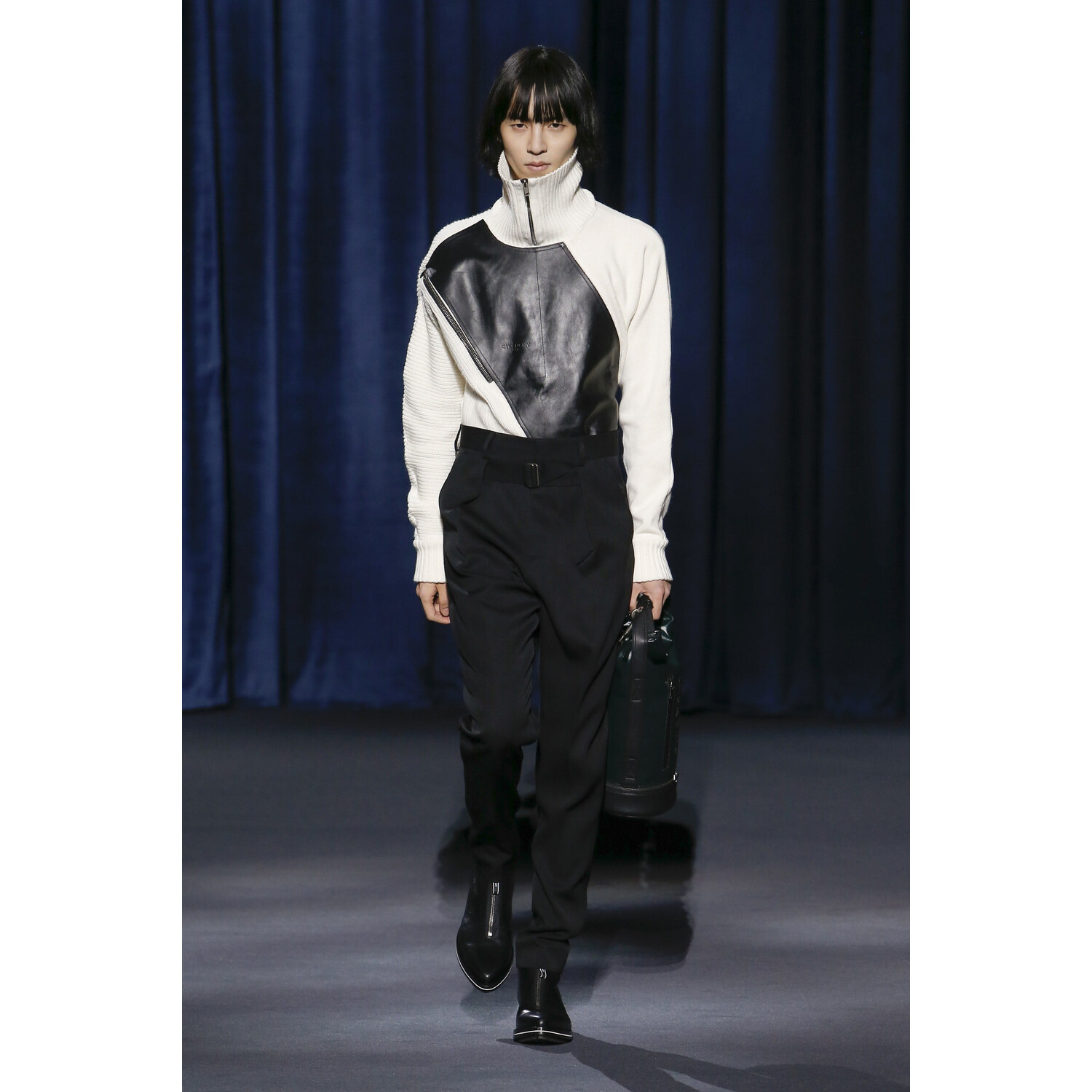 Фото Givenchy Fall 2018 Ready-to-Wear , Живанши осень зима 2018 , Fashion show , неделя моды в Париже , PFW , Mainstyles