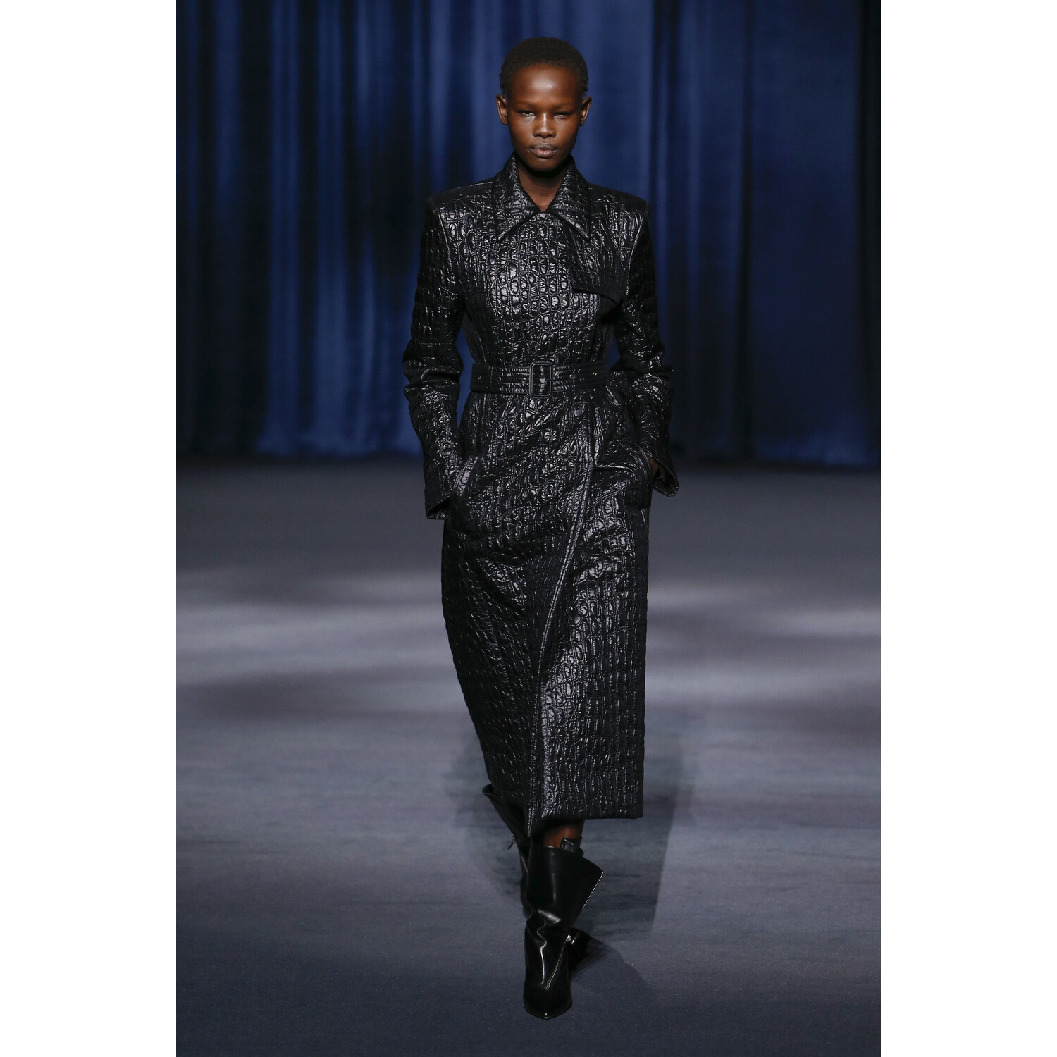 Фото Givenchy Fall 2018 Ready-to-Wear , Живанши осень зима 2018 , Fashion show , неделя моды в Париже , PFW , Mainstyles