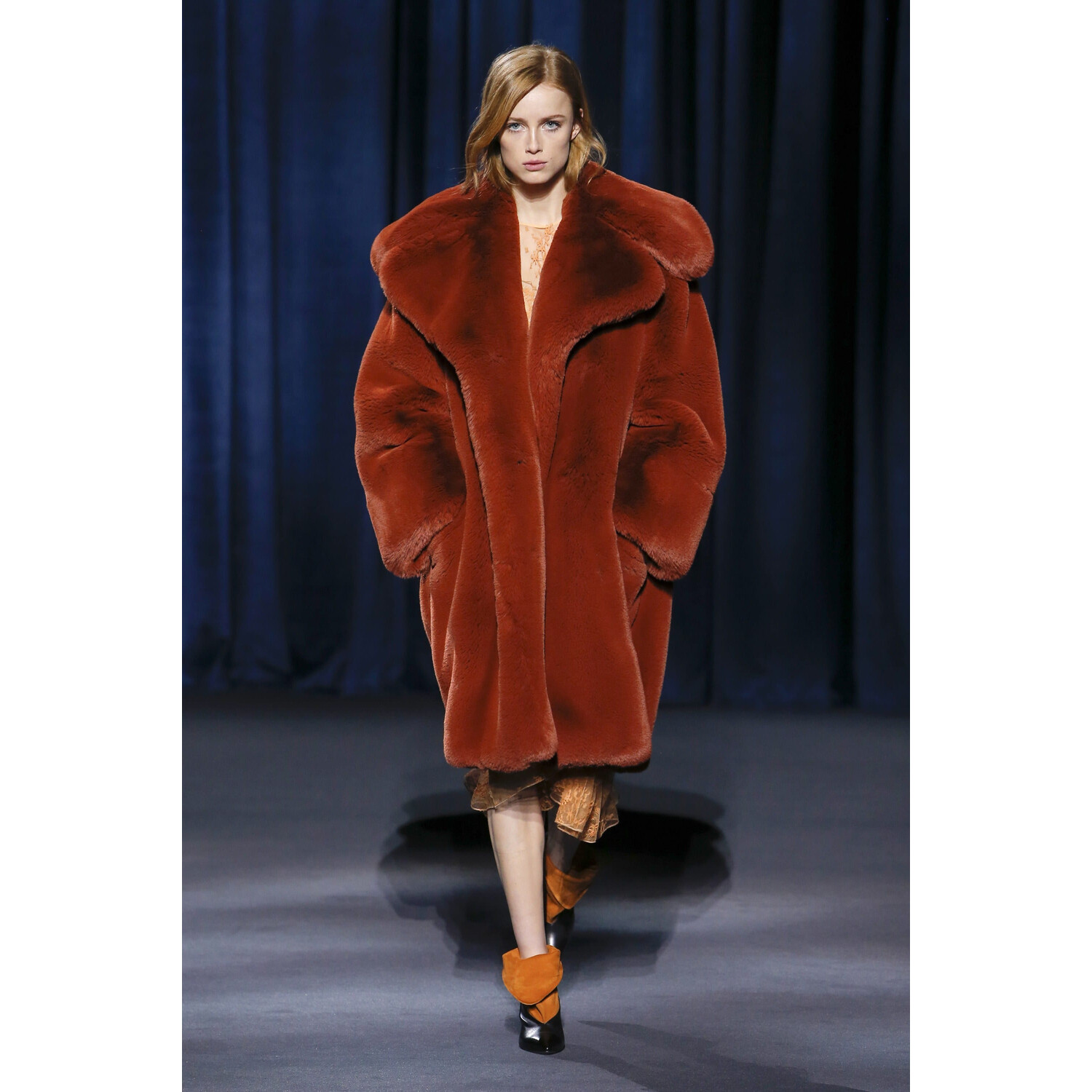Фото Givenchy Fall 2018 Ready-to-Wear , Живанши осень зима 2018 , Fashion show , неделя моды в Париже , PFW , Mainstyles