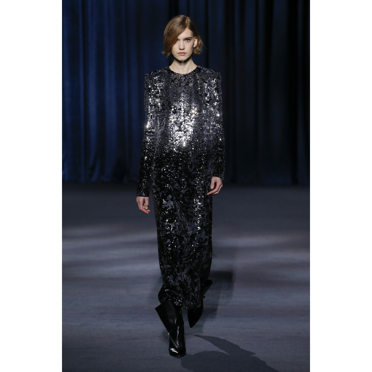 Фото Givenchy Fall 2018 Ready-to-Wear , Живанши осень зима 2018 , Fashion show , неделя моды в Париже , PFW , Mainstyles